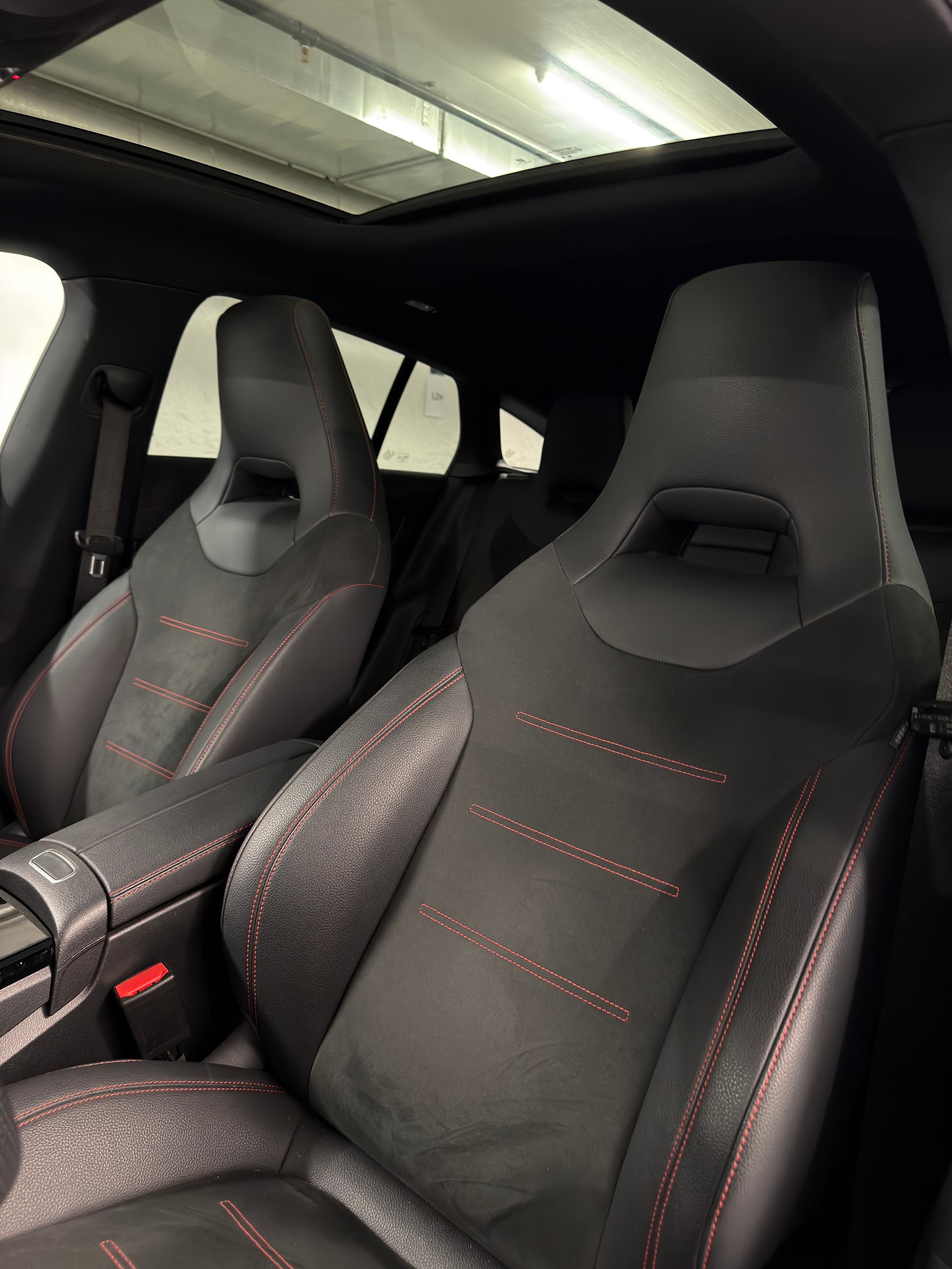 MERCEDES-BENZ CLA 250 e 8G-DCT EQ Star-image-9