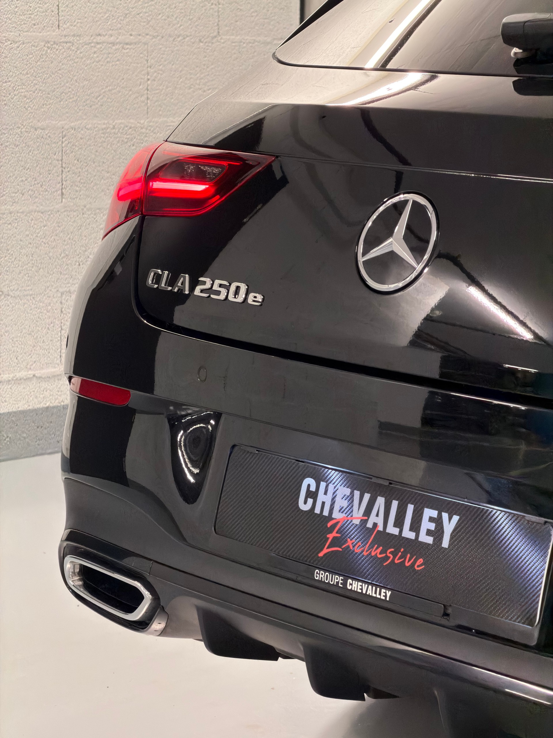 MERCEDES-BENZ CLA 250 e 8G-DCT EQ Star-image-22