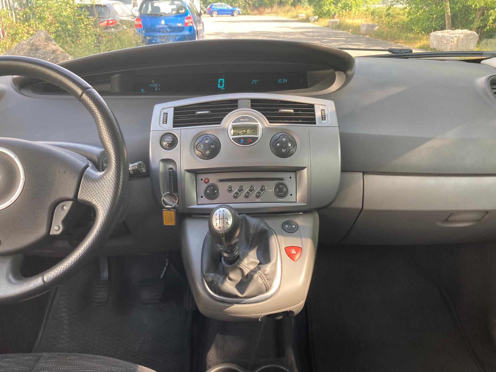 RENAULT Scénic 2.0 16V Conquest-image-11