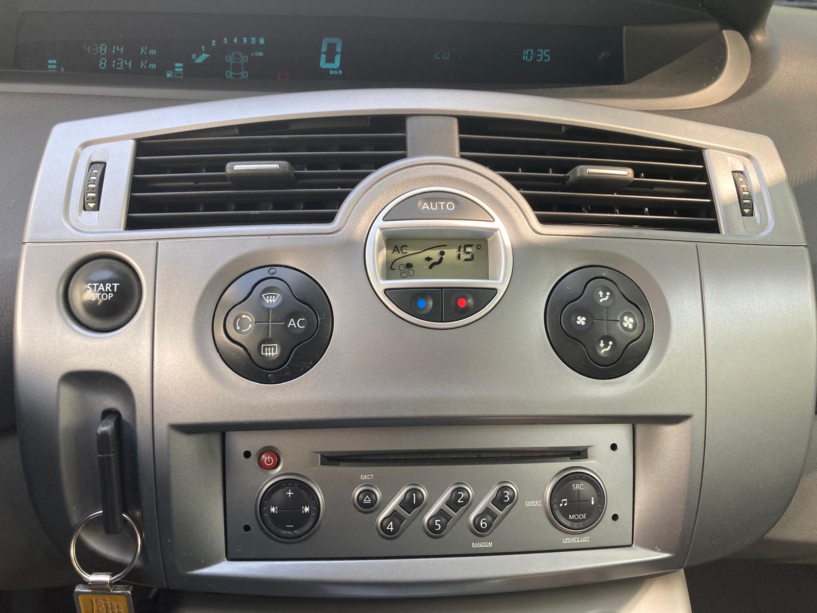 RENAULT Scénic 2.0 16V Conquest-image-12