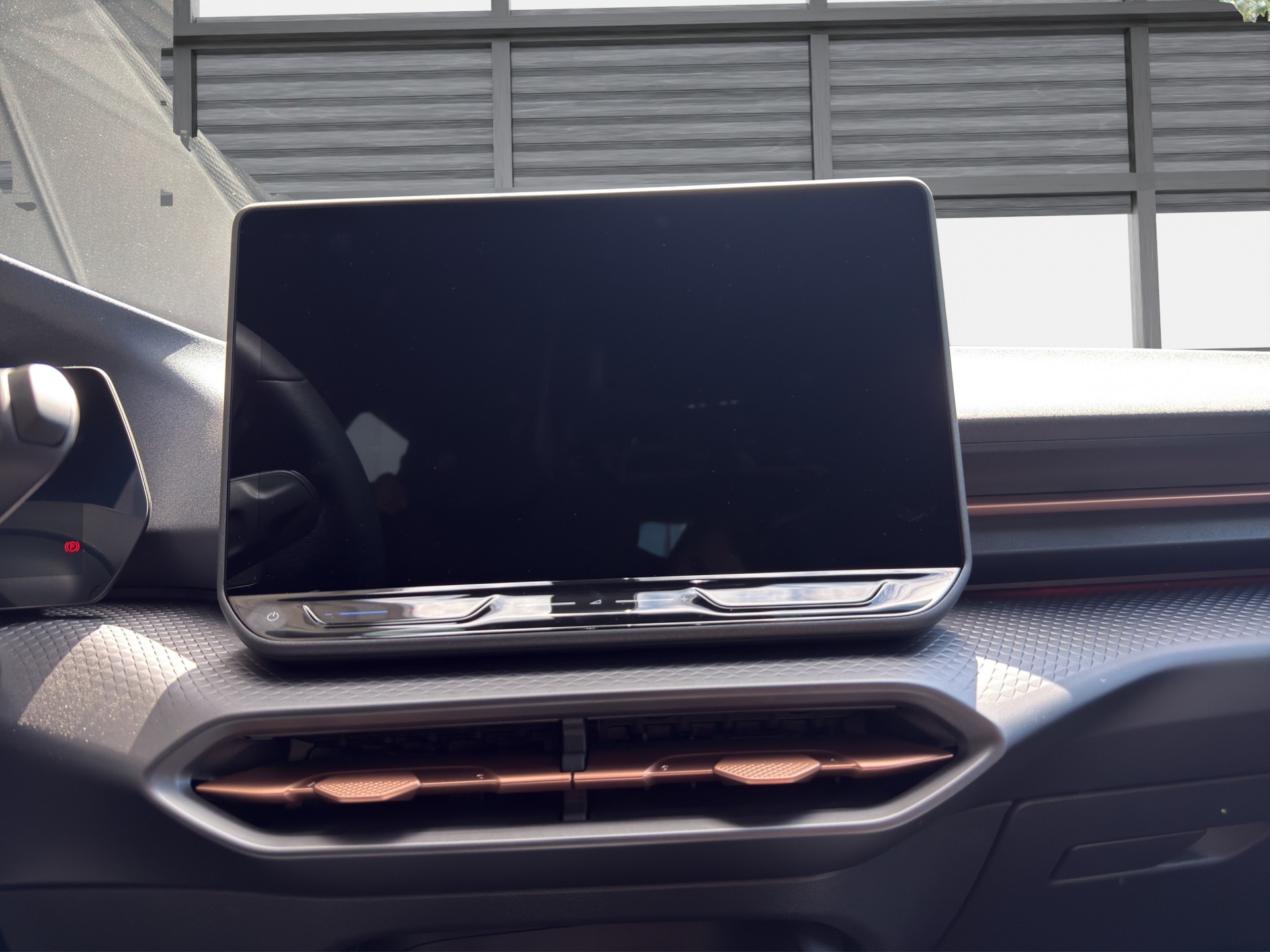 CUPRA Raval 52 kWh Dynamic+ Launch Edition-image-9