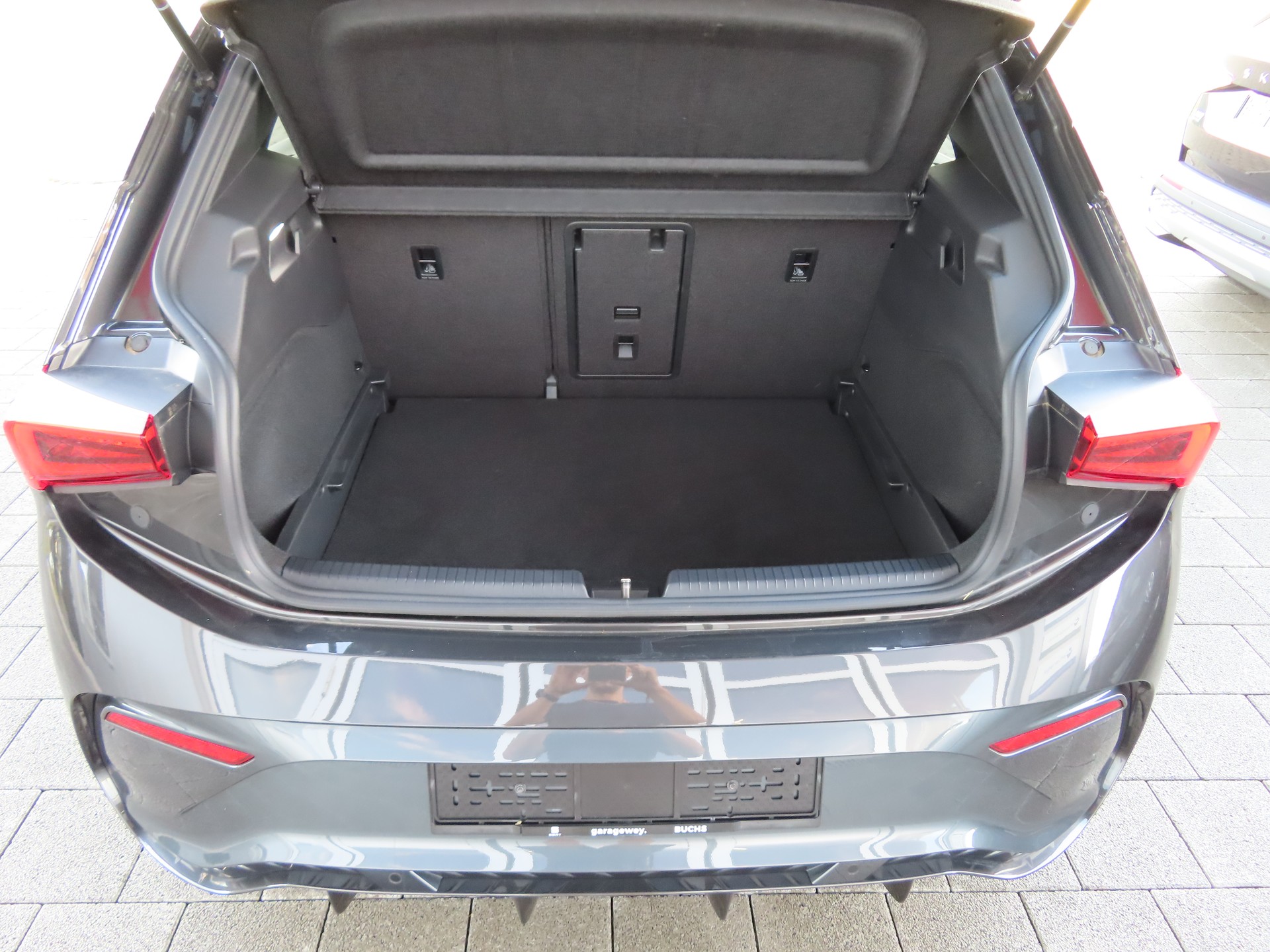 CUPRA Born 77 kWh e-Boost-image-13