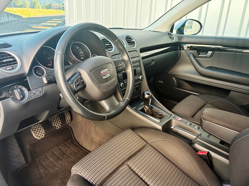 SEAT Exeo ST 2.0 TDI Advantage-image-6