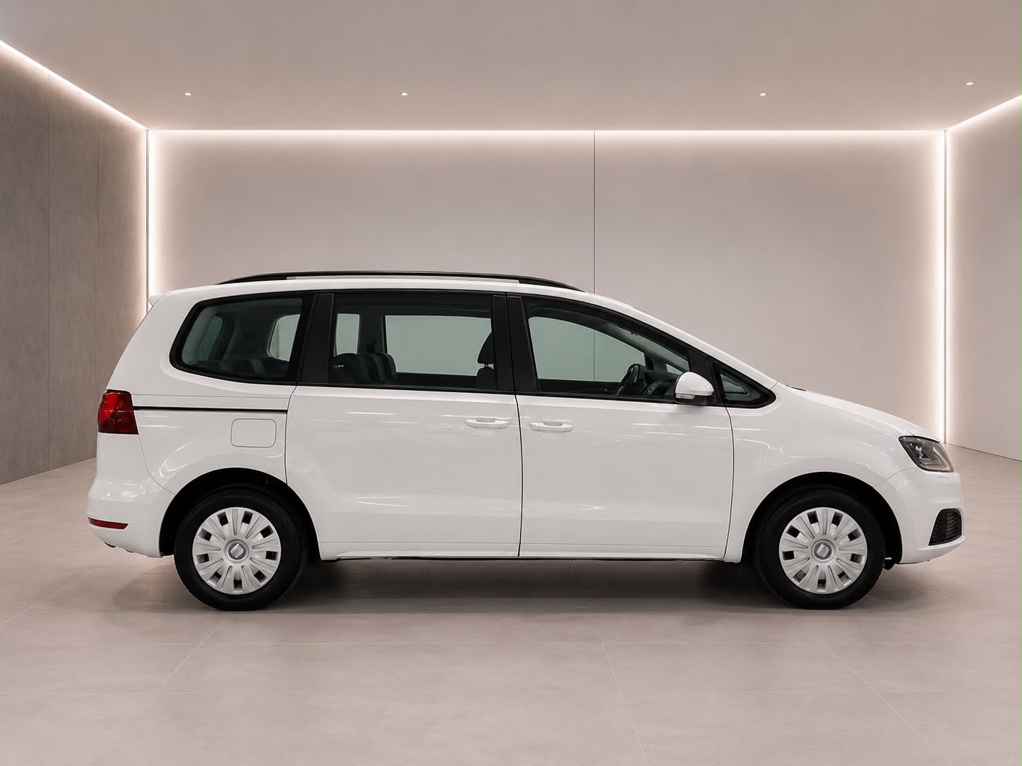 SEAT Alhambra 2.0 TDI DSG 7 Plätzer mit AHK.-image-5