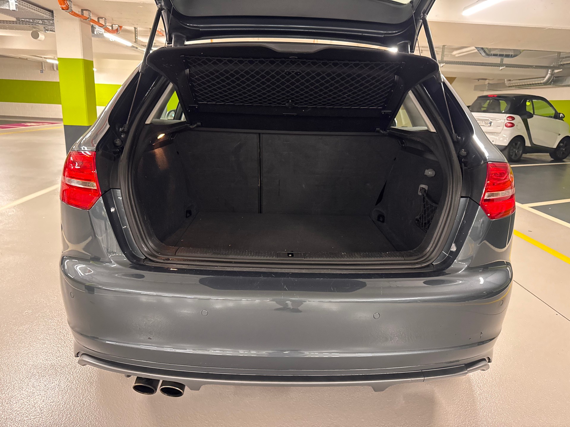 AUDI S3 Sportback 2.0 TFSI quattro-image-8