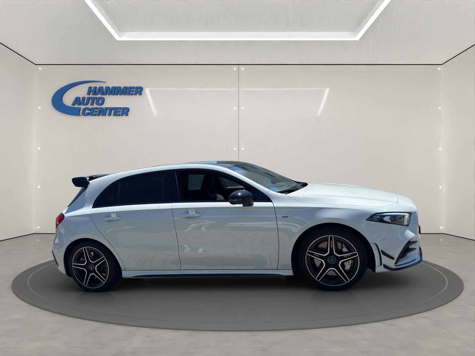 MERCEDES-BENZ A-Klasse W177 A 35 AMG 4matic-image-5