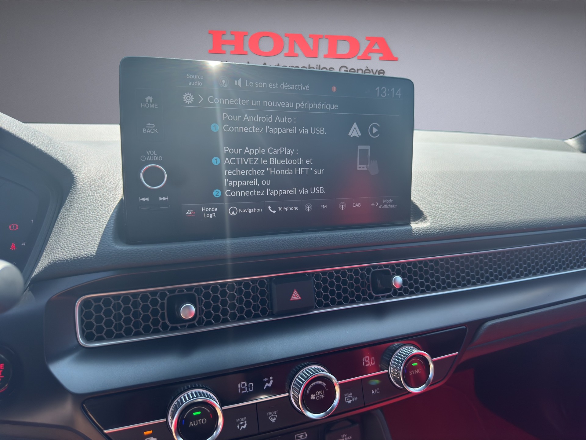 HONDA Civic 2.0 VTEC Type R | ETAT NEUF | 1ere main | Voiture Suisse | Leasing possible-image-15