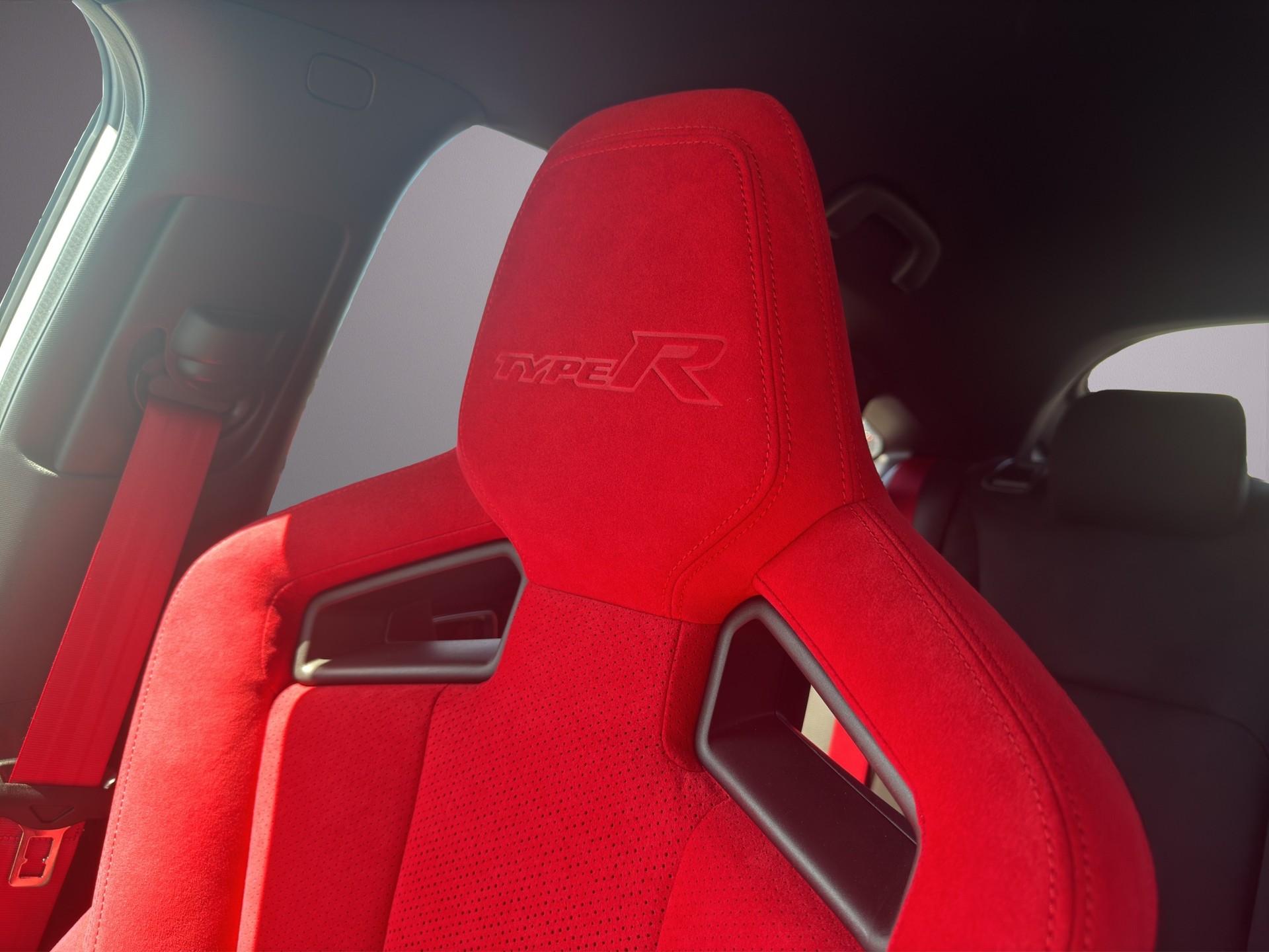 HONDA Civic 2.0 VTEC Type R | ETAT NEUF | 1ere main | Voiture Suisse | Leasing possible-image-17