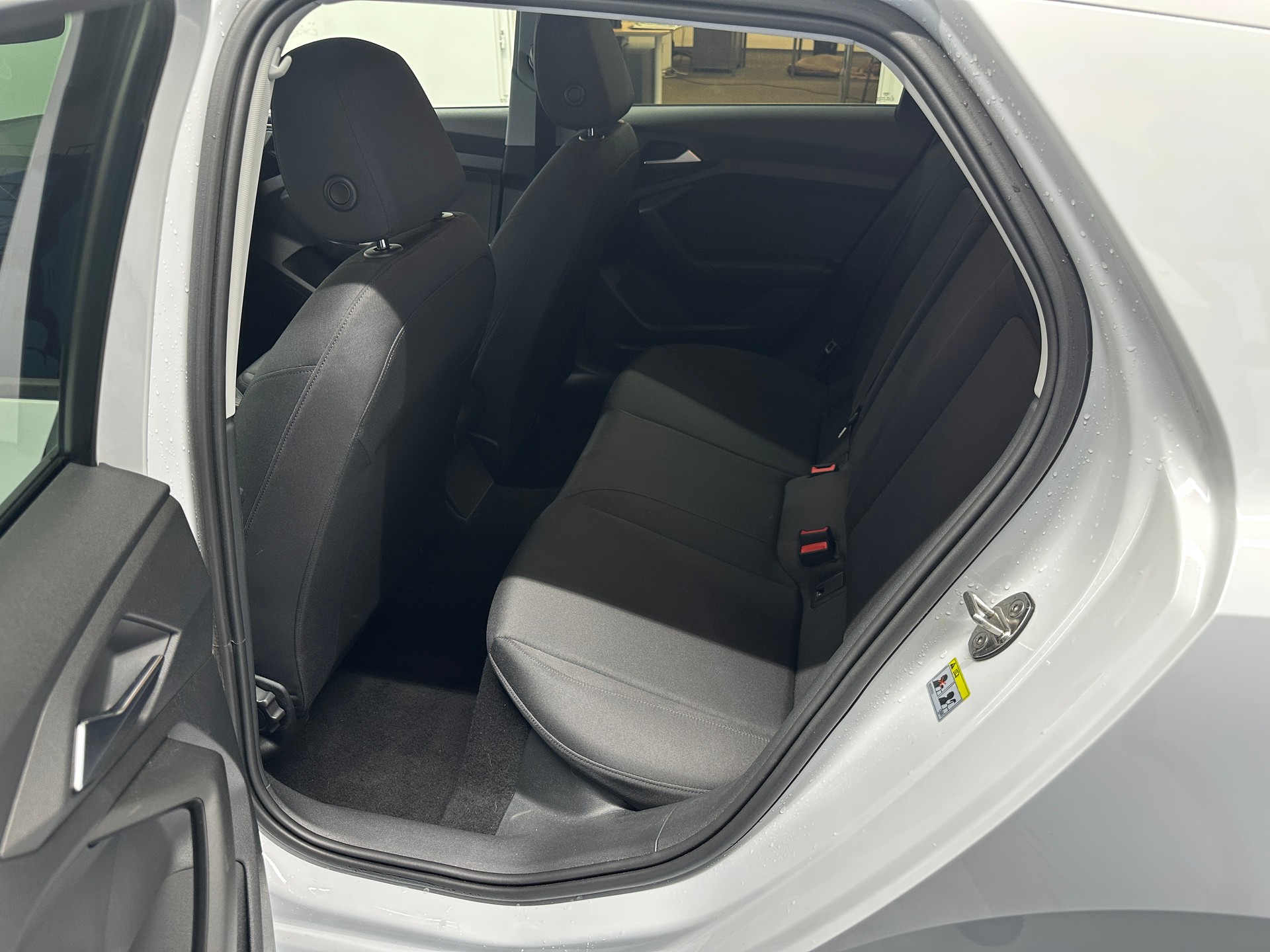 AUDI A1 Sportback 30 TFSI S-tronic-image-8