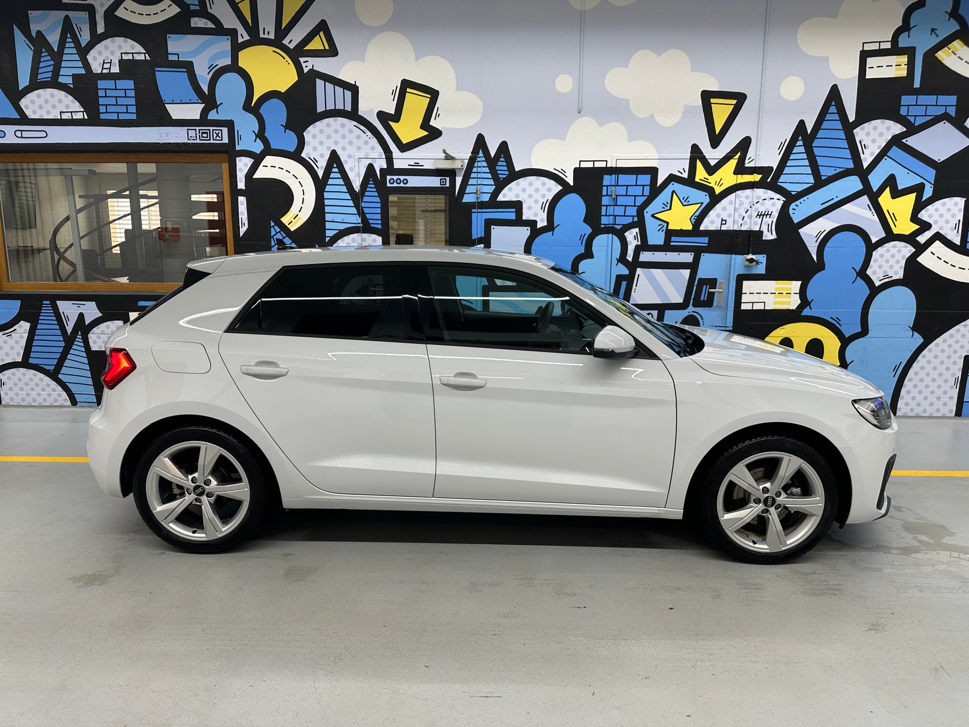 AUDI A1 Sportback 30 TFSI S-tronic-image-2