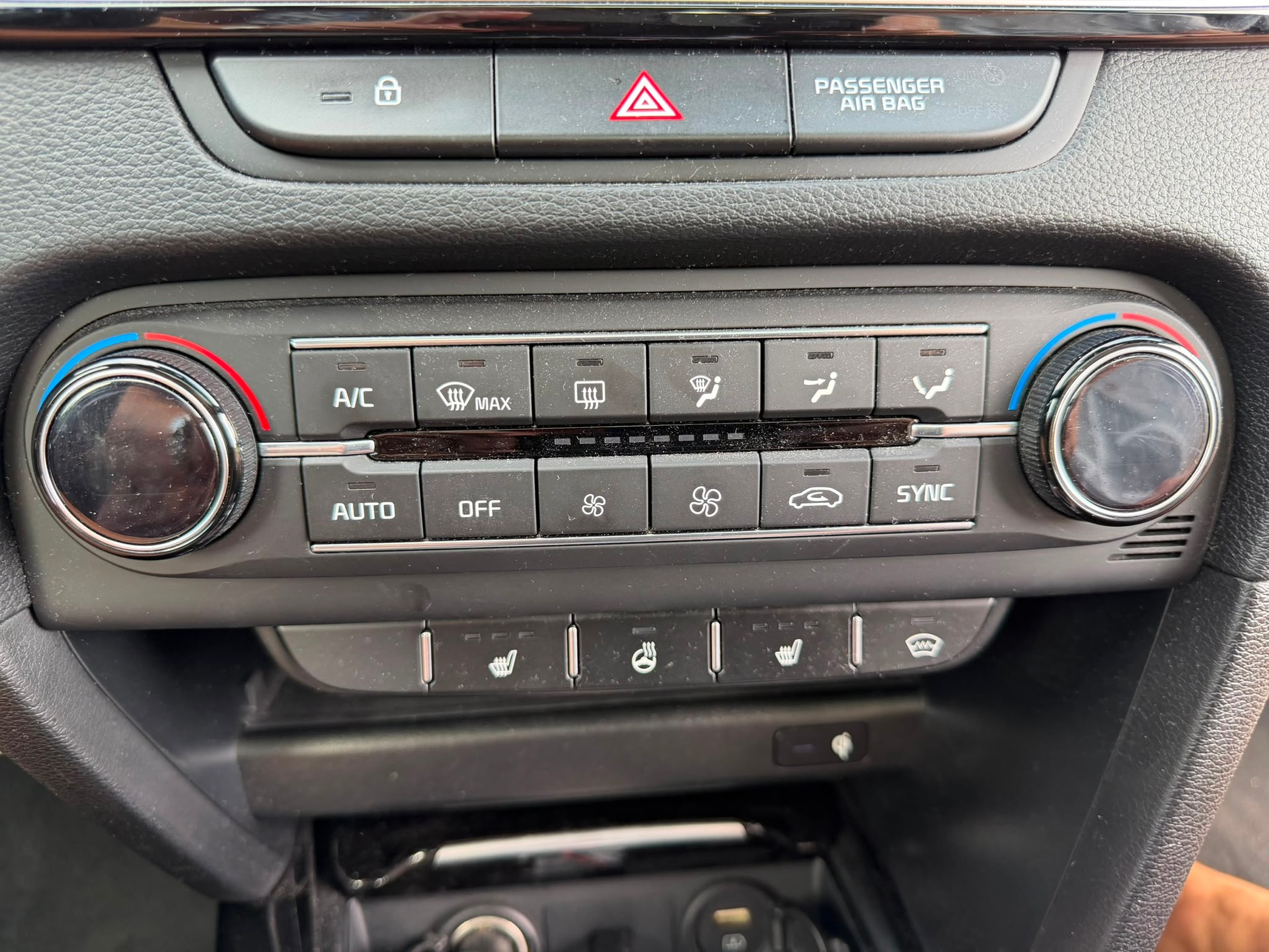 KIA 1.6 T-GDi GT-image-1
