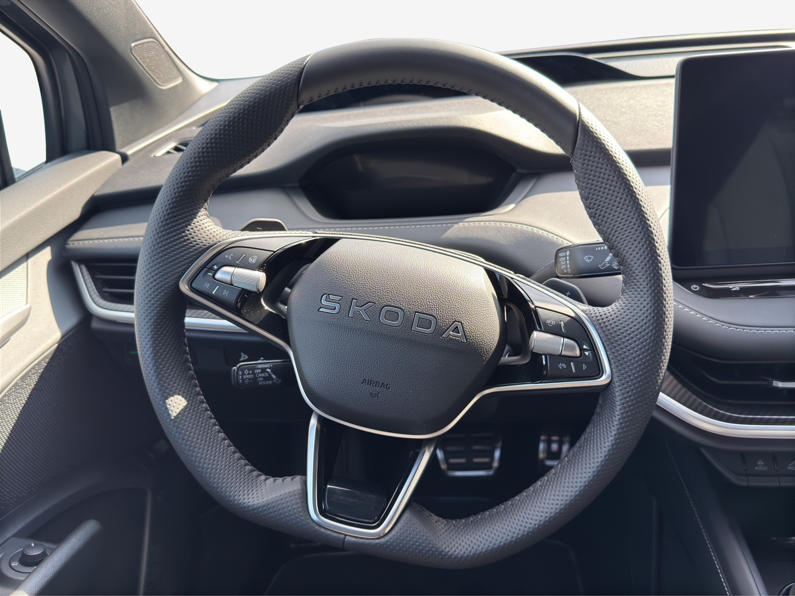 SKODA Enyaq 85x Sportline 4x4-image-9