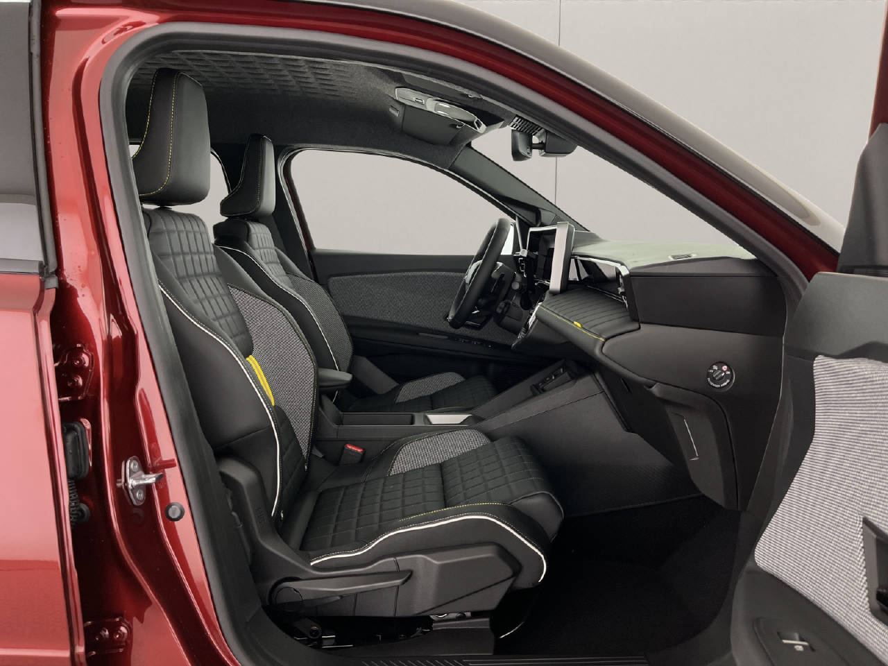 RENAULT R4 E-Tech Comfort Range iconic-image-16