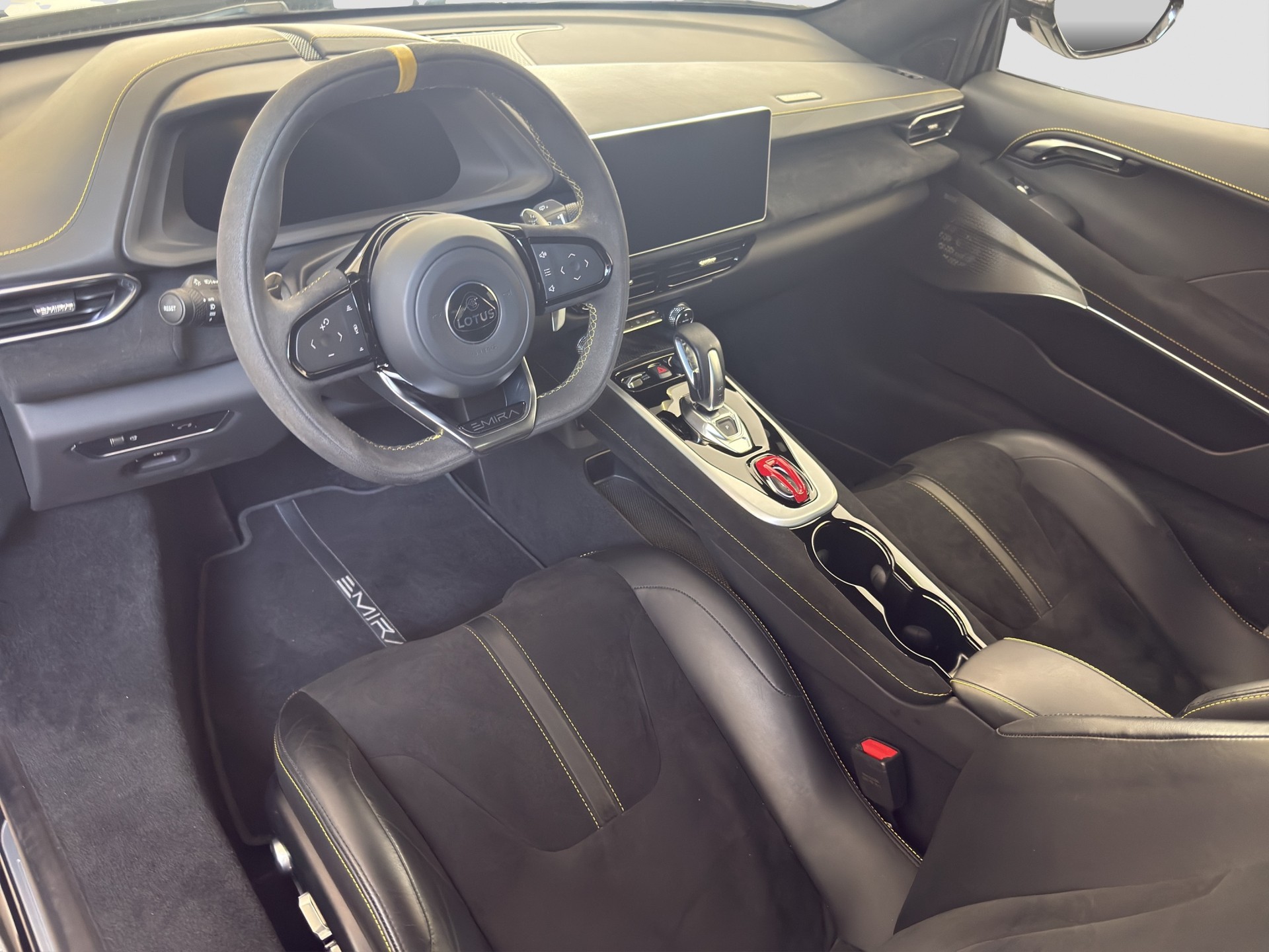 LOTUS Emira 3.5 V6 First Edition * AUTOMATIK *-image-11