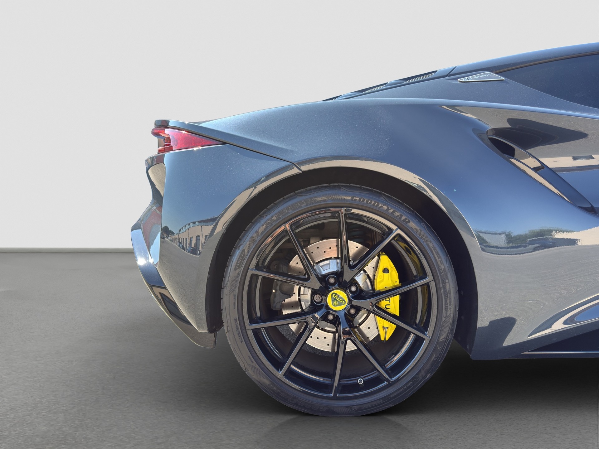 LOTUS Emira 3.5 V6 First Edition * AUTOMATIK *-image-9