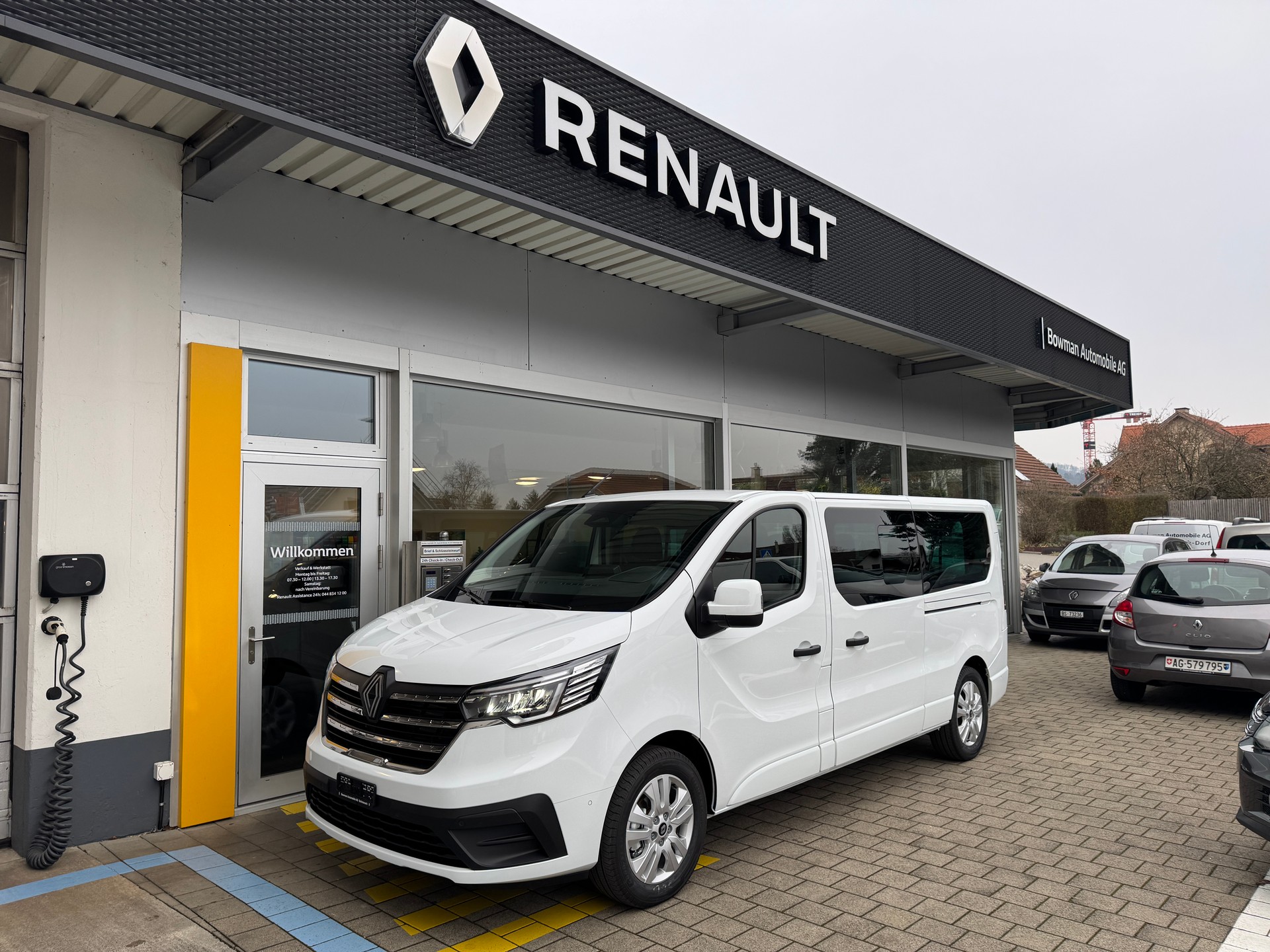 RENAULT Trafic Blue dCi 170 Grand Passenger Techno EDC-image-0