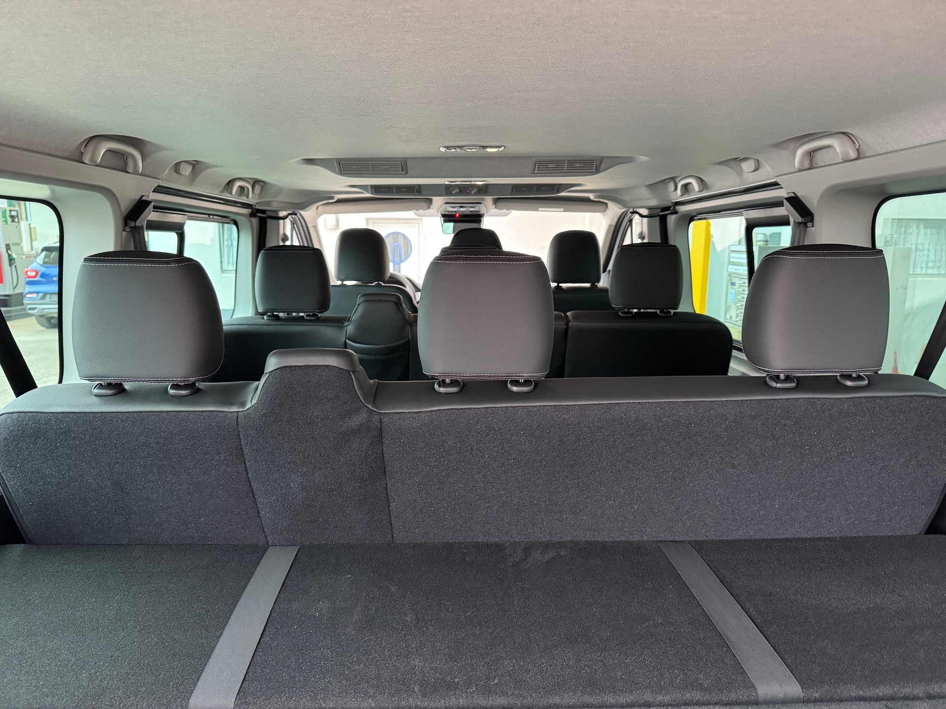 RENAULT Trafic Blue dCi 170 Grand Passenger Techno EDC-image-14