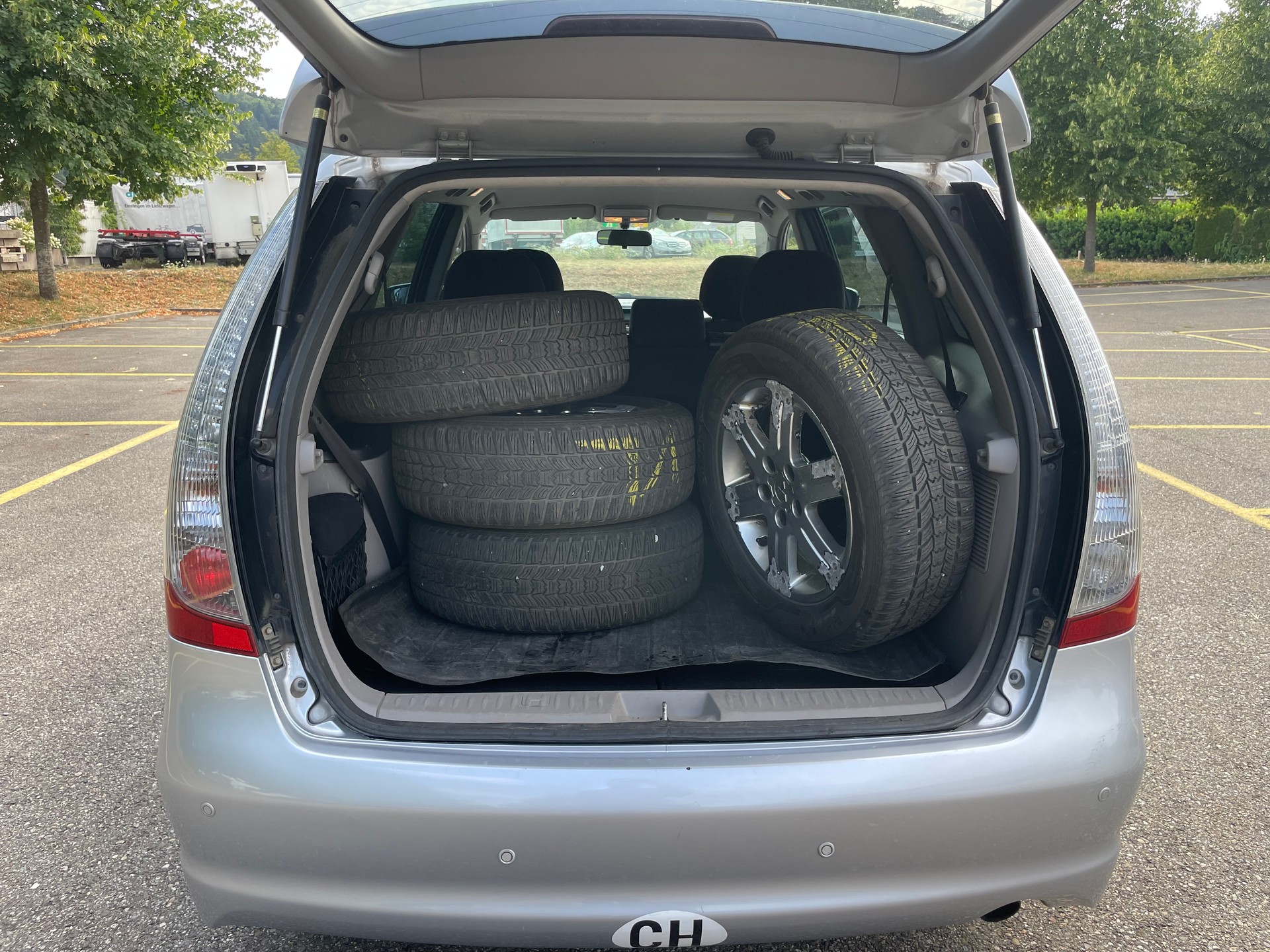 MITSUBISHI Grandis 2.4 16V Celebration 30-image-13