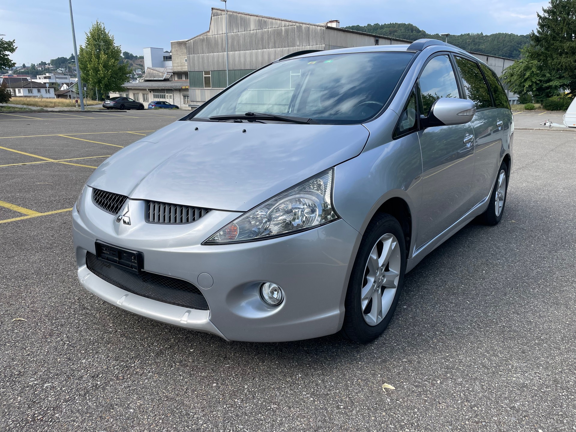 MITSUBISHI Grandis 2.4 16V Celebration 30-image-0