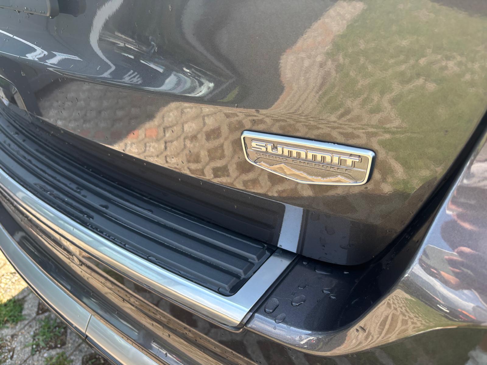 JEEP Grand Cherokee 3.0 CRD Summit Automatic-image-12