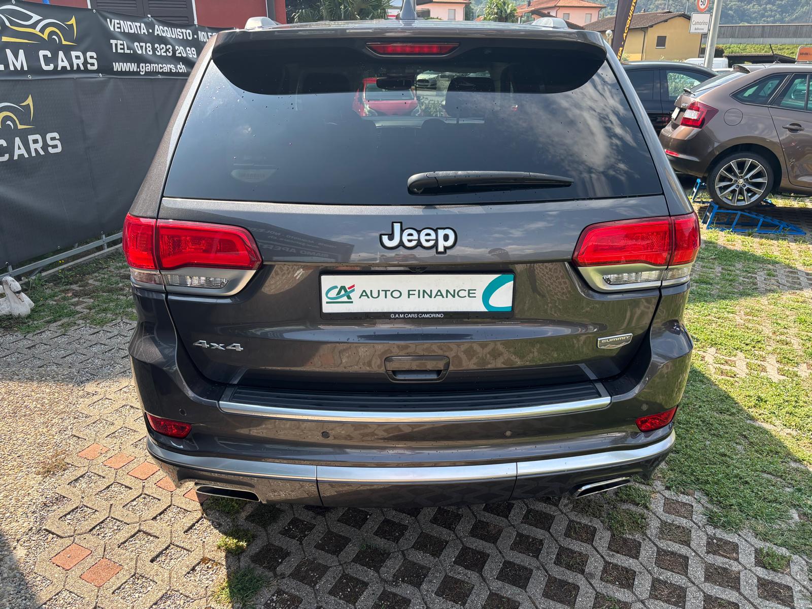 JEEP Grand Cherokee 3.0 CRD Summit Automatic-image-4