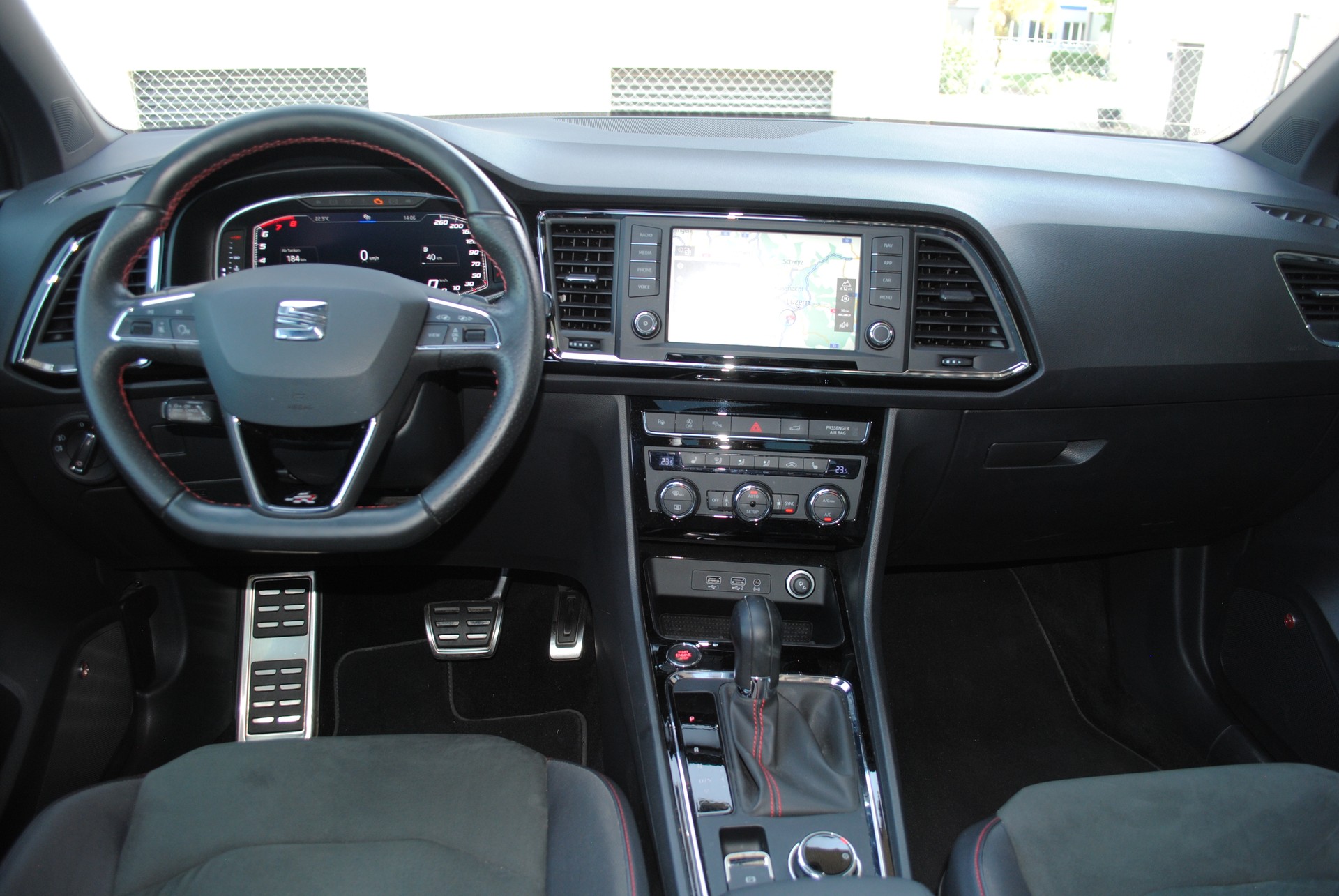 SEAT Ateca 1.5TSI EVO FR DSG-image-11