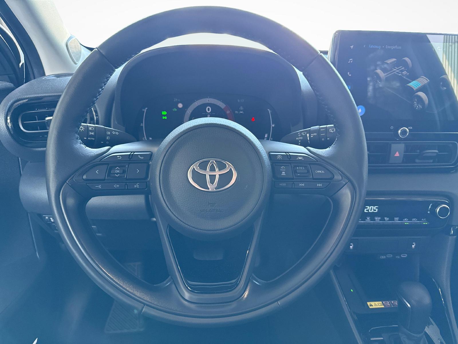 TOYOTA Yaris 1.5 VVT-i HSD Trend-image-14