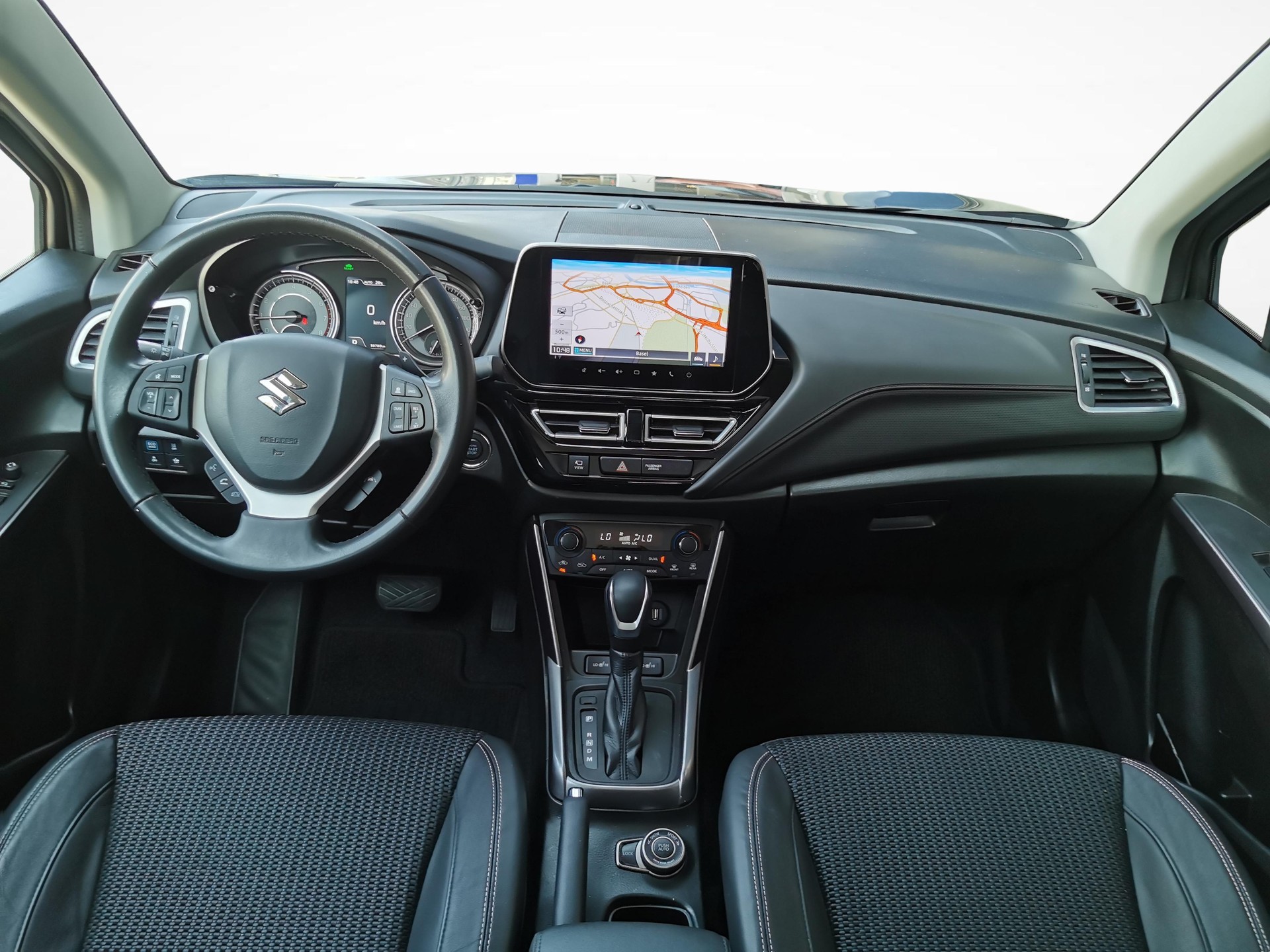 SUZUKI S-Cross 1.5 Compact Top Hybrid 4x4-image-3