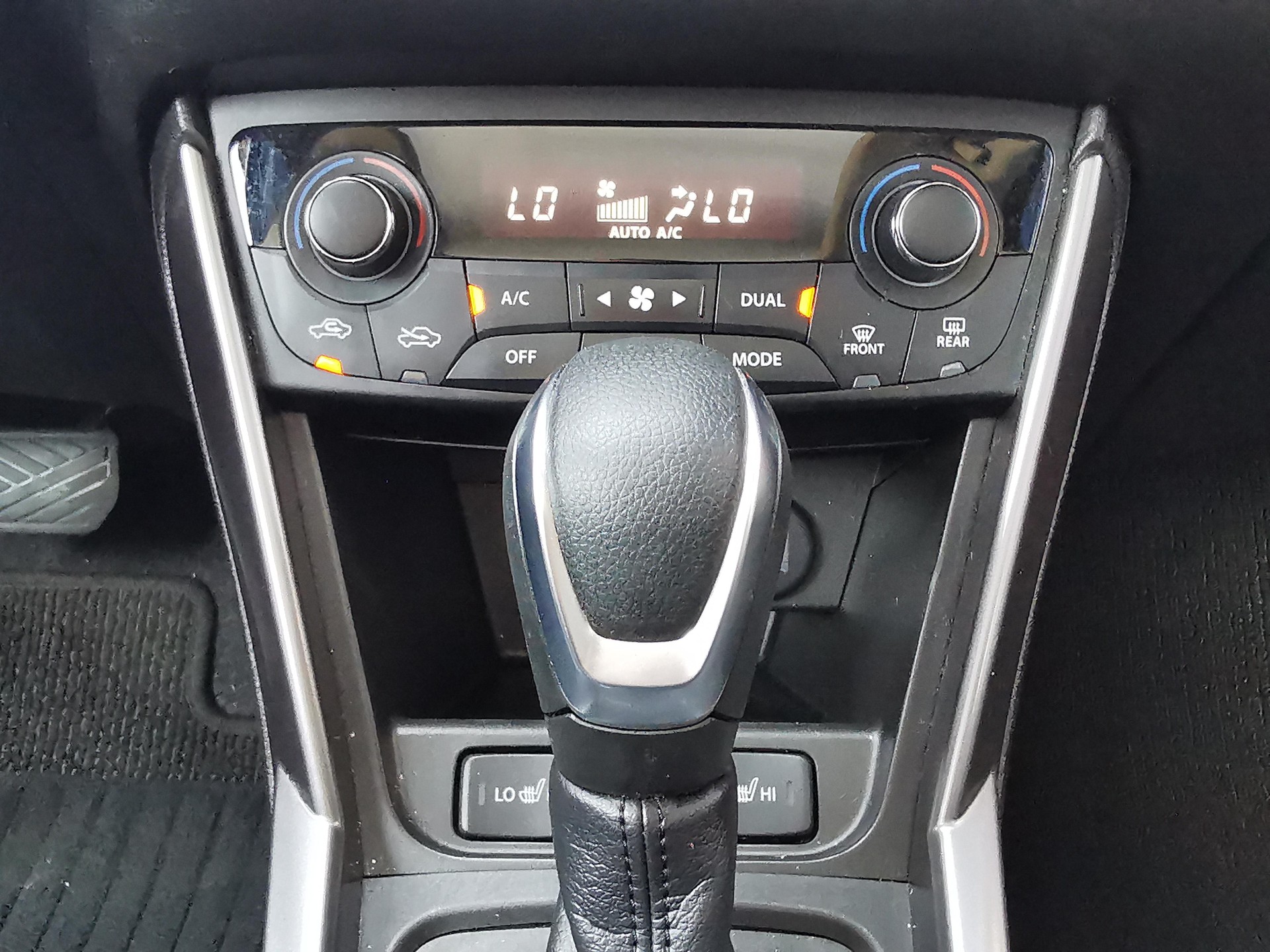 SUZUKI S-Cross 1.5 Compact Top Hybrid 4x4-image-16