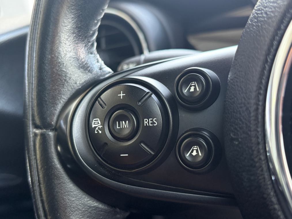 MINI Cooper S-image-4