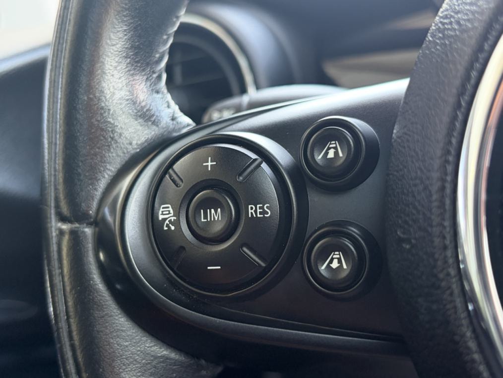 MINI Cooper S-image-4
