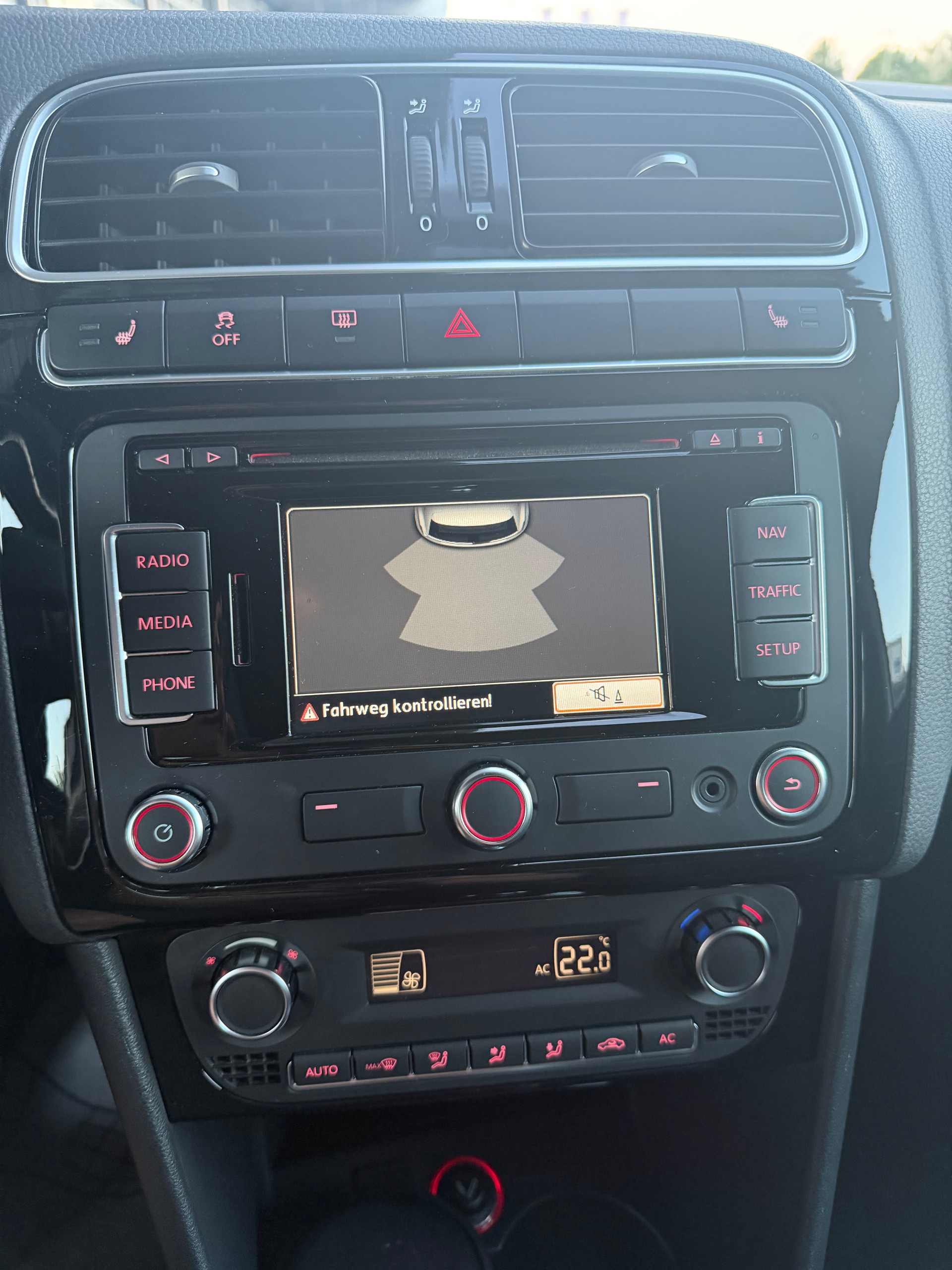 VW Polo 1.4 TSI GTI DSG-image-13