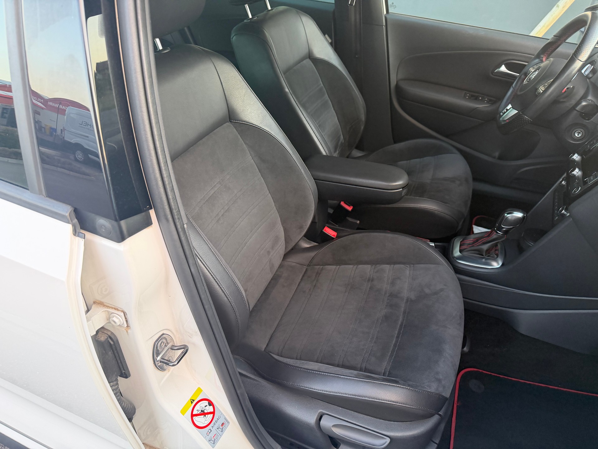 VW Polo 1.4 TSI GTI DSG-image-8