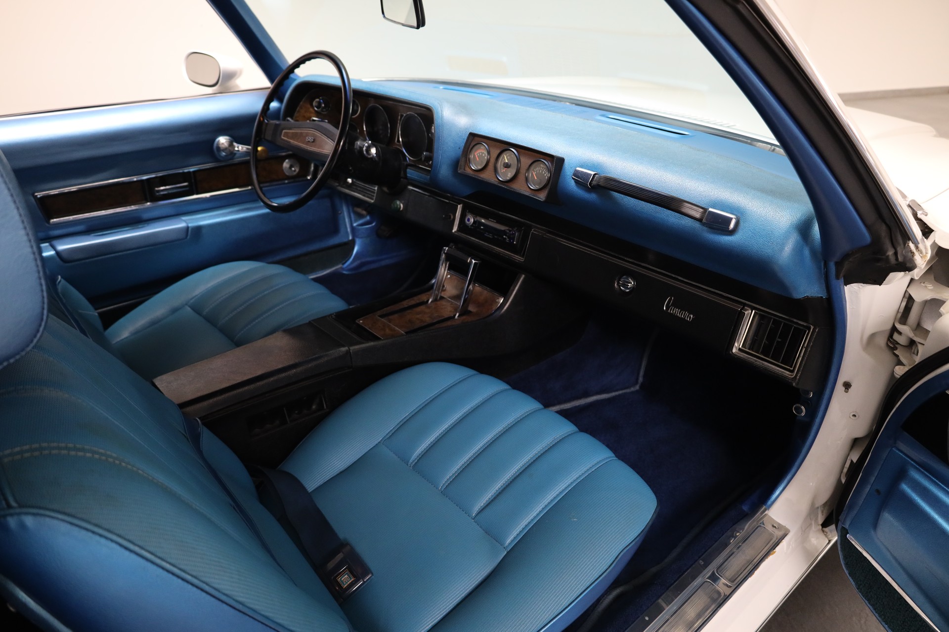 CHEVROLET SS 350-image-12