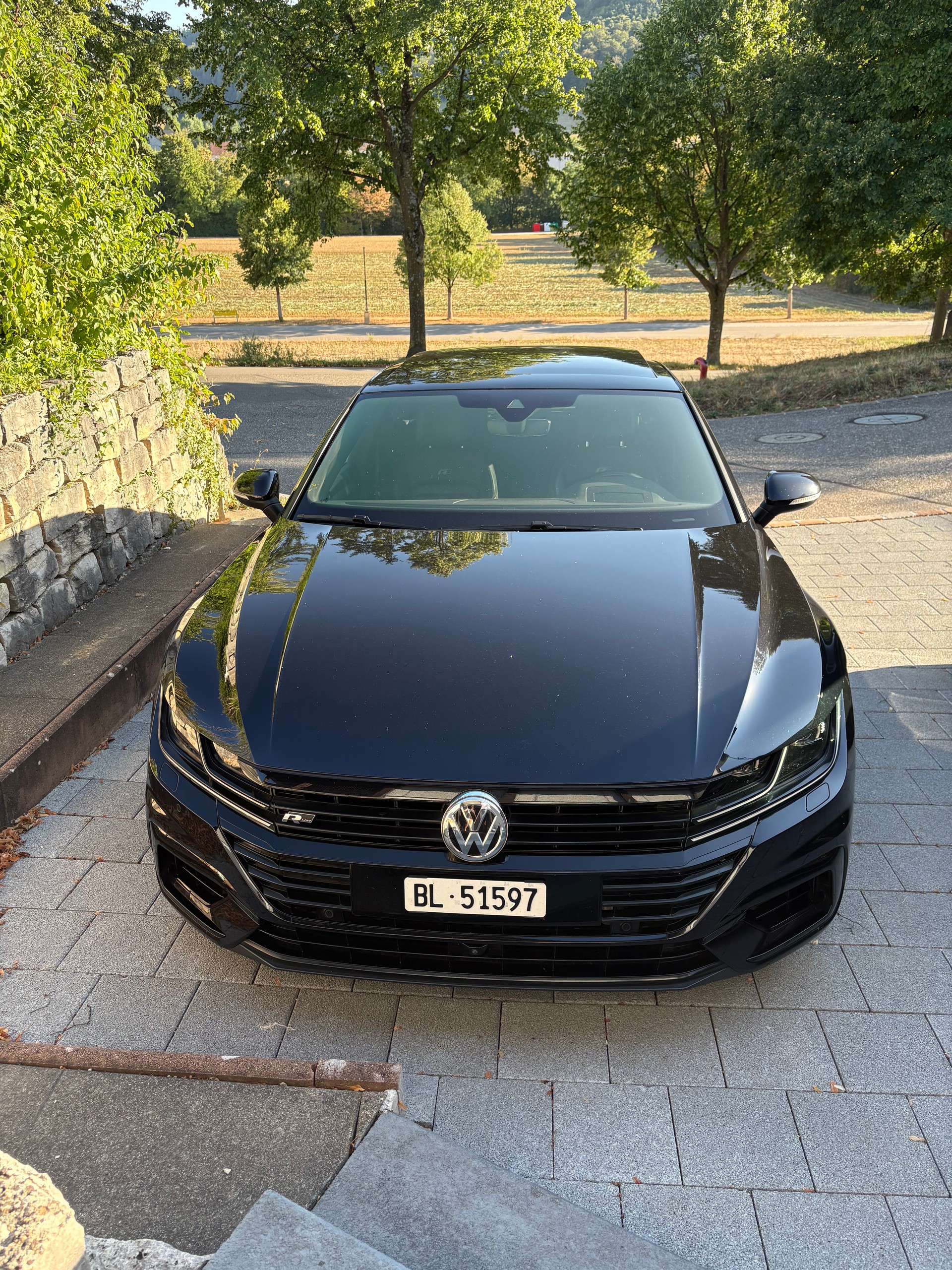 VW Arteon 2.0 TSI BMT R-Line 4Motion DSG-image-1
