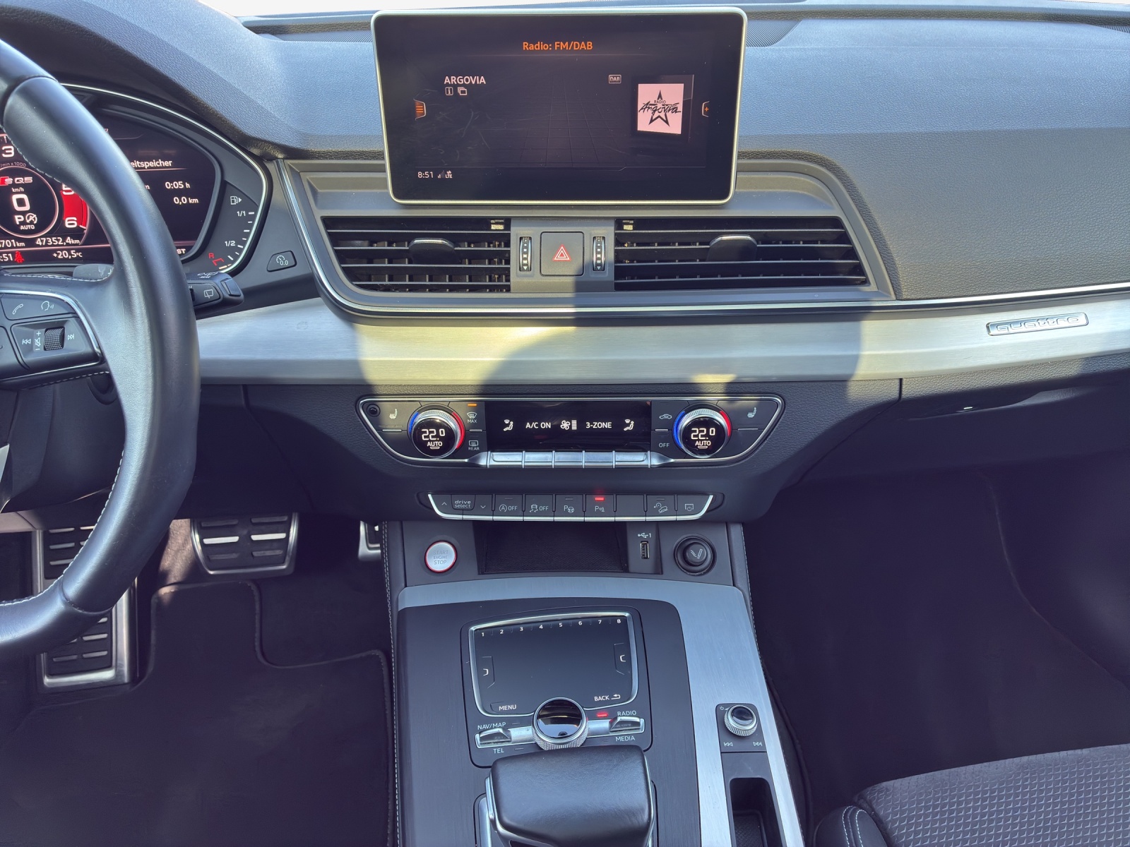 AUDI SQ5 TDI quattro tiptronic-image-10