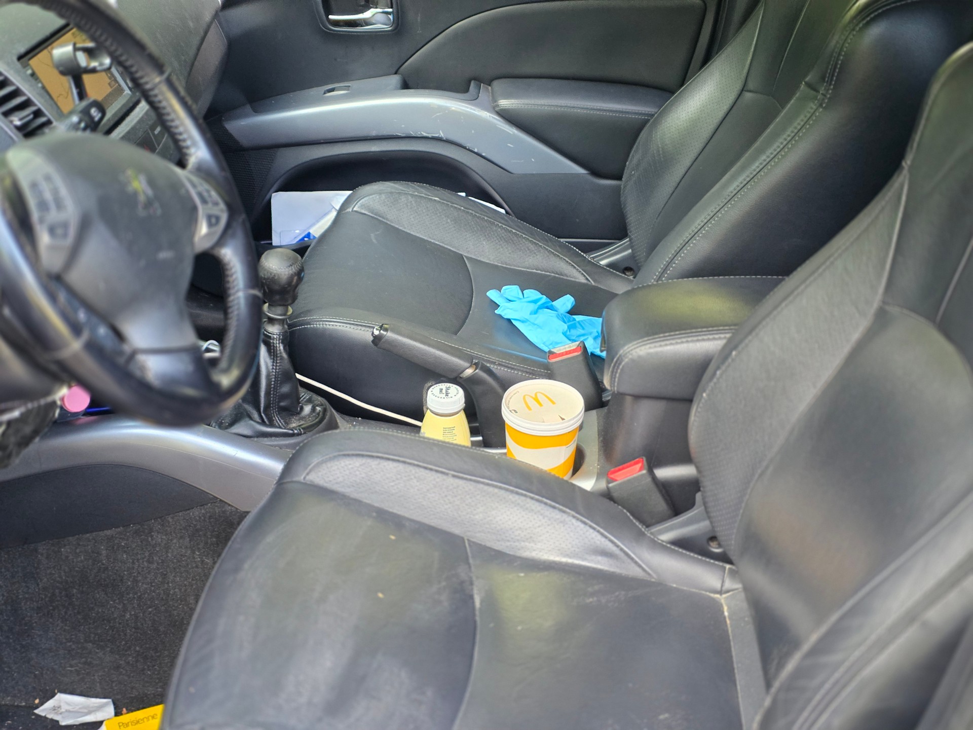 PEUGEOT 4007 2.2 HDi Platinum Edition-image-5