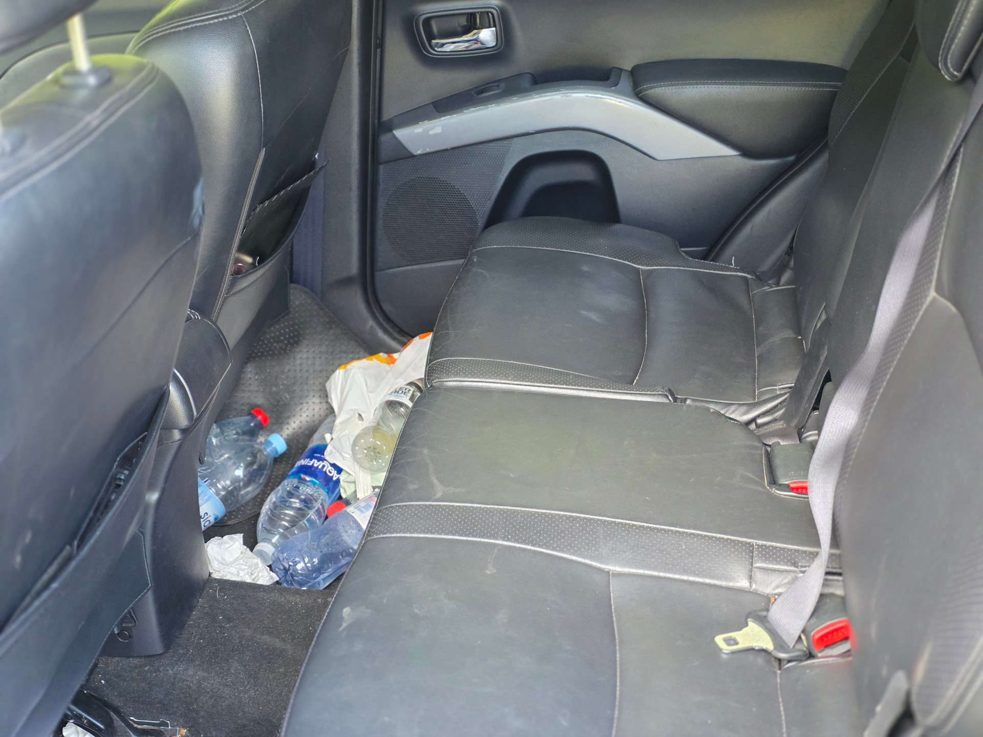 PEUGEOT 4007 2.2 HDi Platinum Edition-image-6