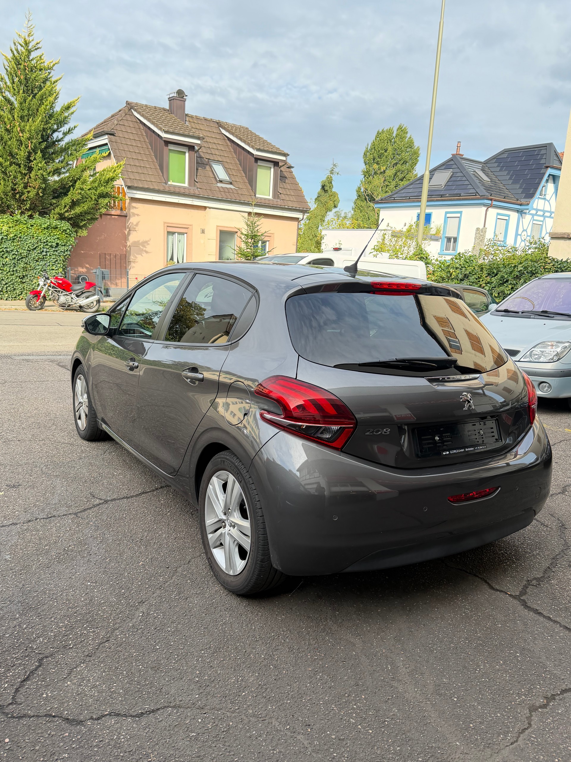 PEUGEOT 208 1.2 PureTech Active-image-4