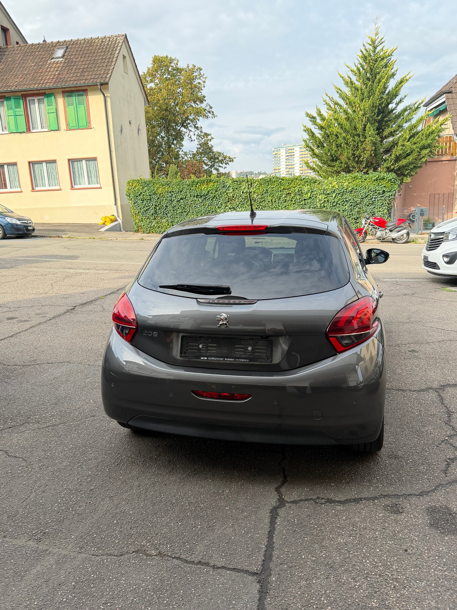 PEUGEOT 208 1.2 PureTech Active-image-3
