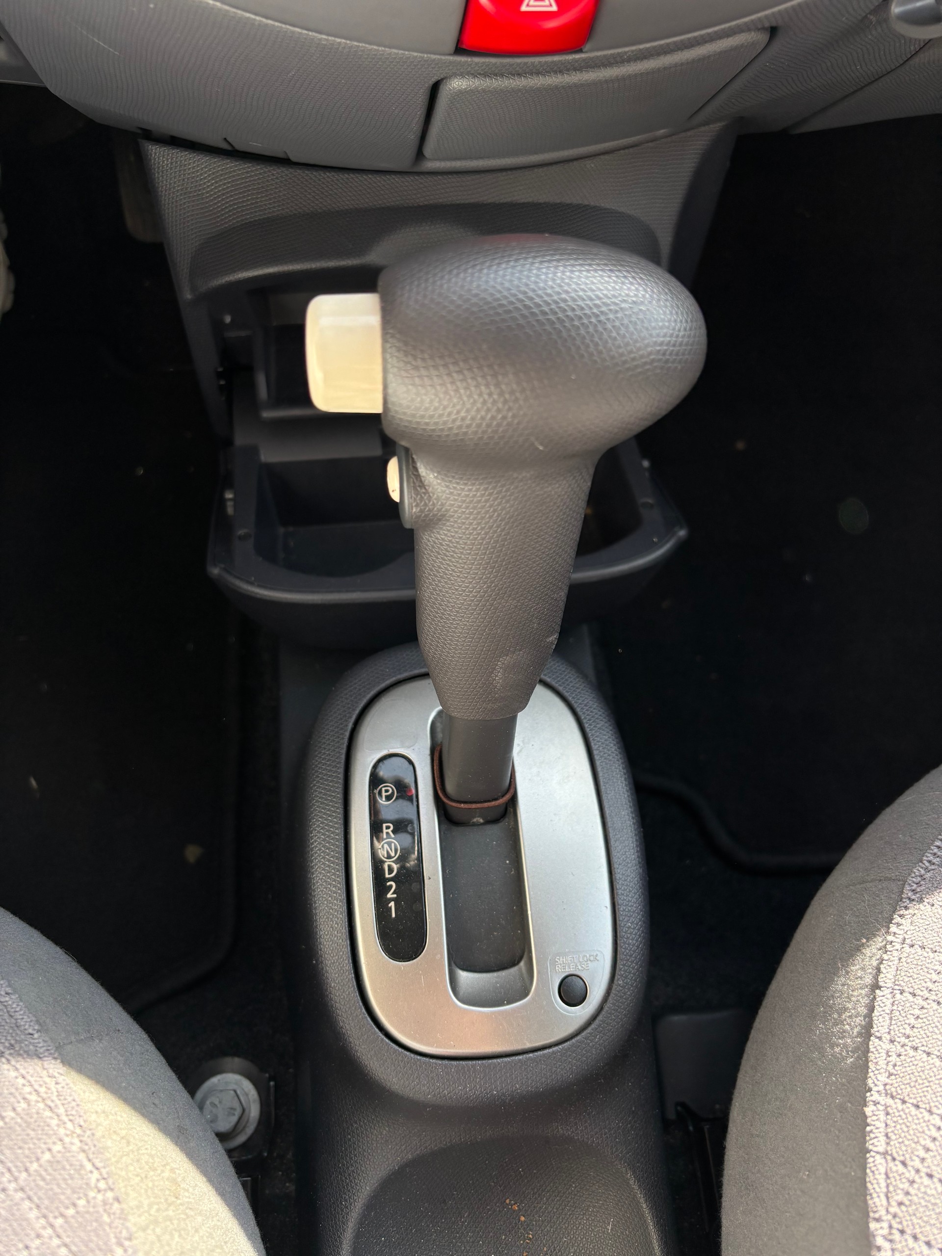 NISSAN Micra 1.4 acenta-image-9