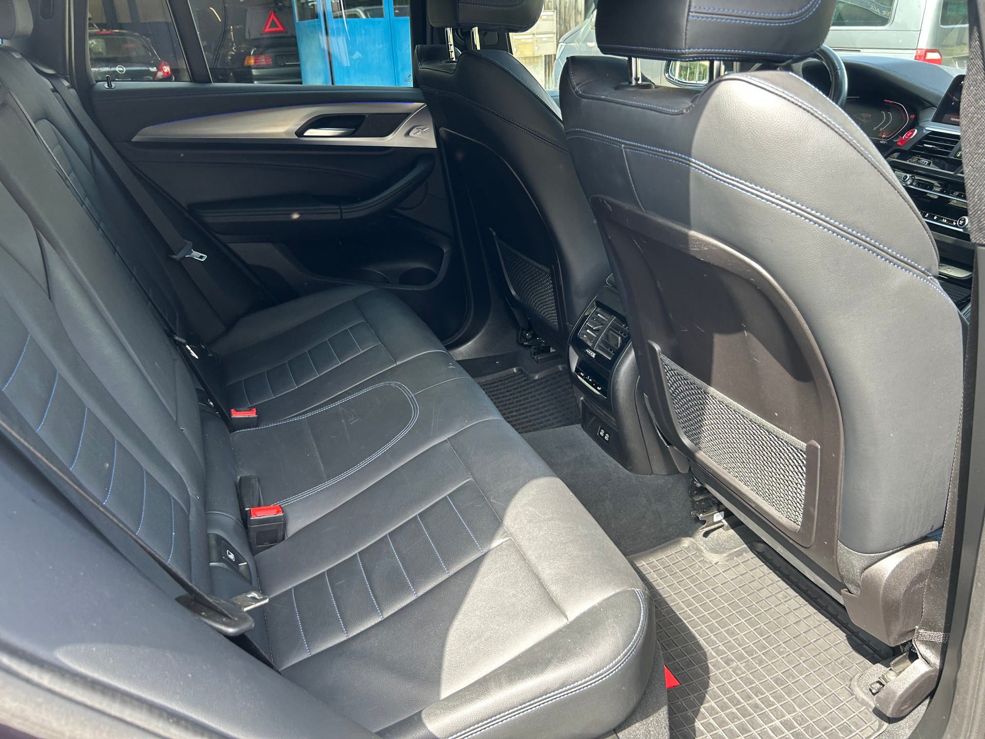 BMW X4 xDrive 30d M Sport Steptronic-image-13