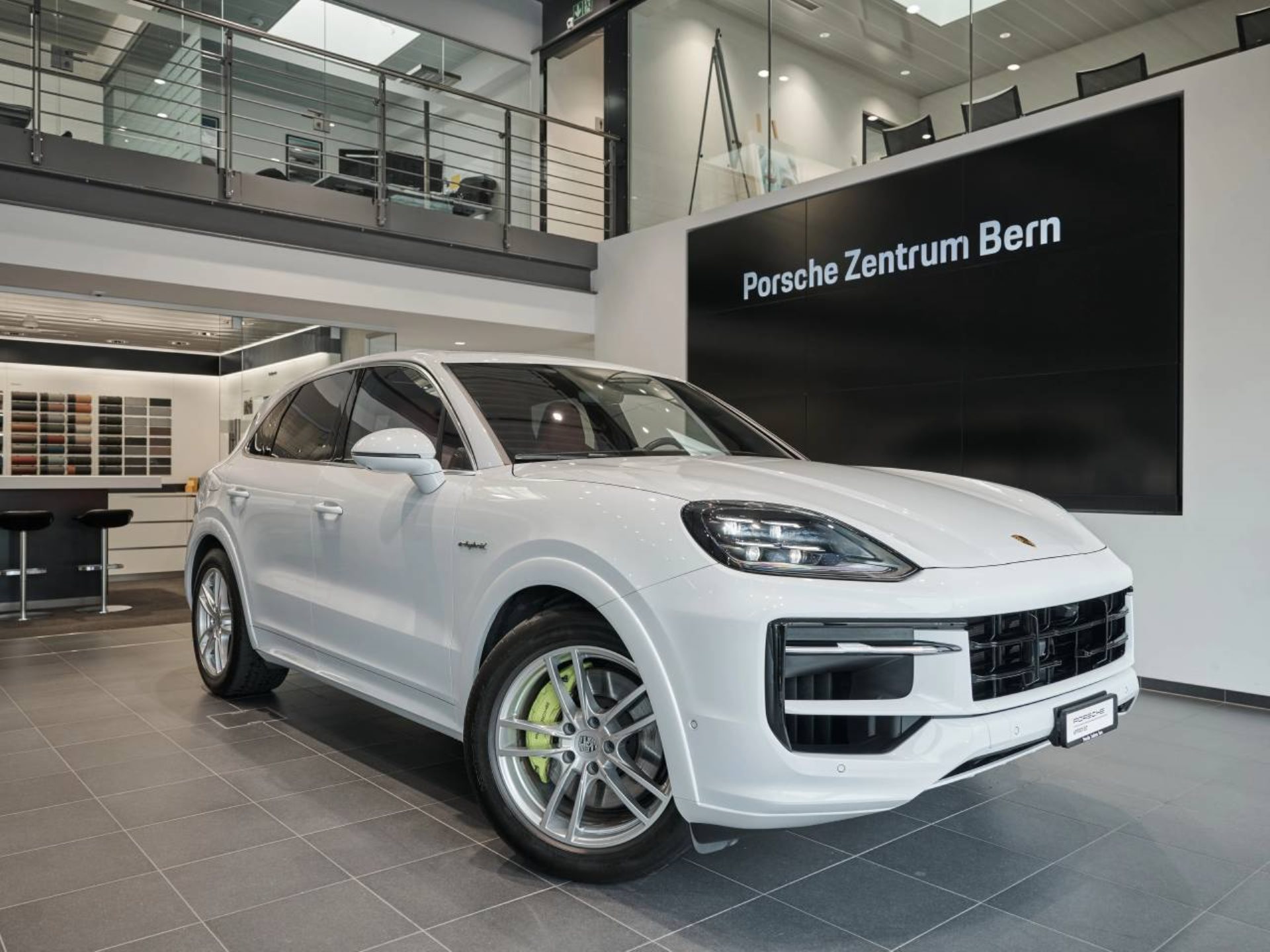PORSCHE Cayenne E-Hybrid