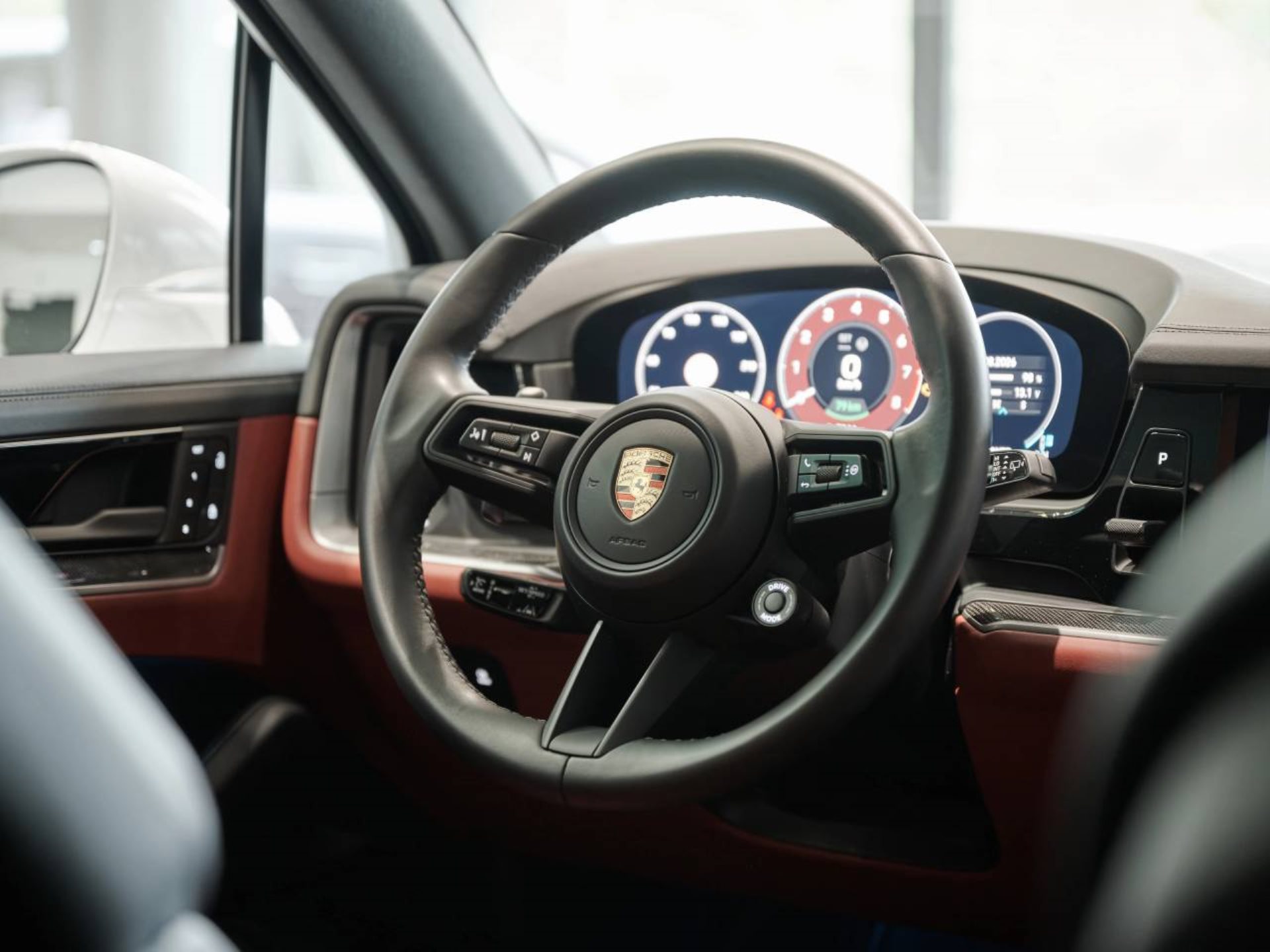 PORSCHE Cayenne E-Hybrid-image-14
