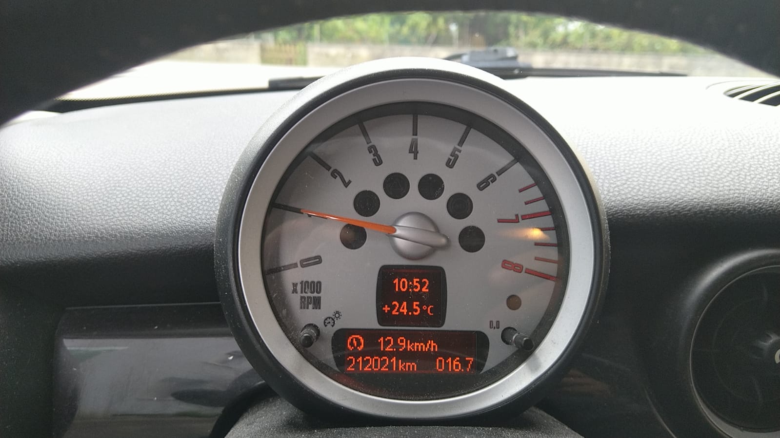 MINI Clubman Cooper-image-8