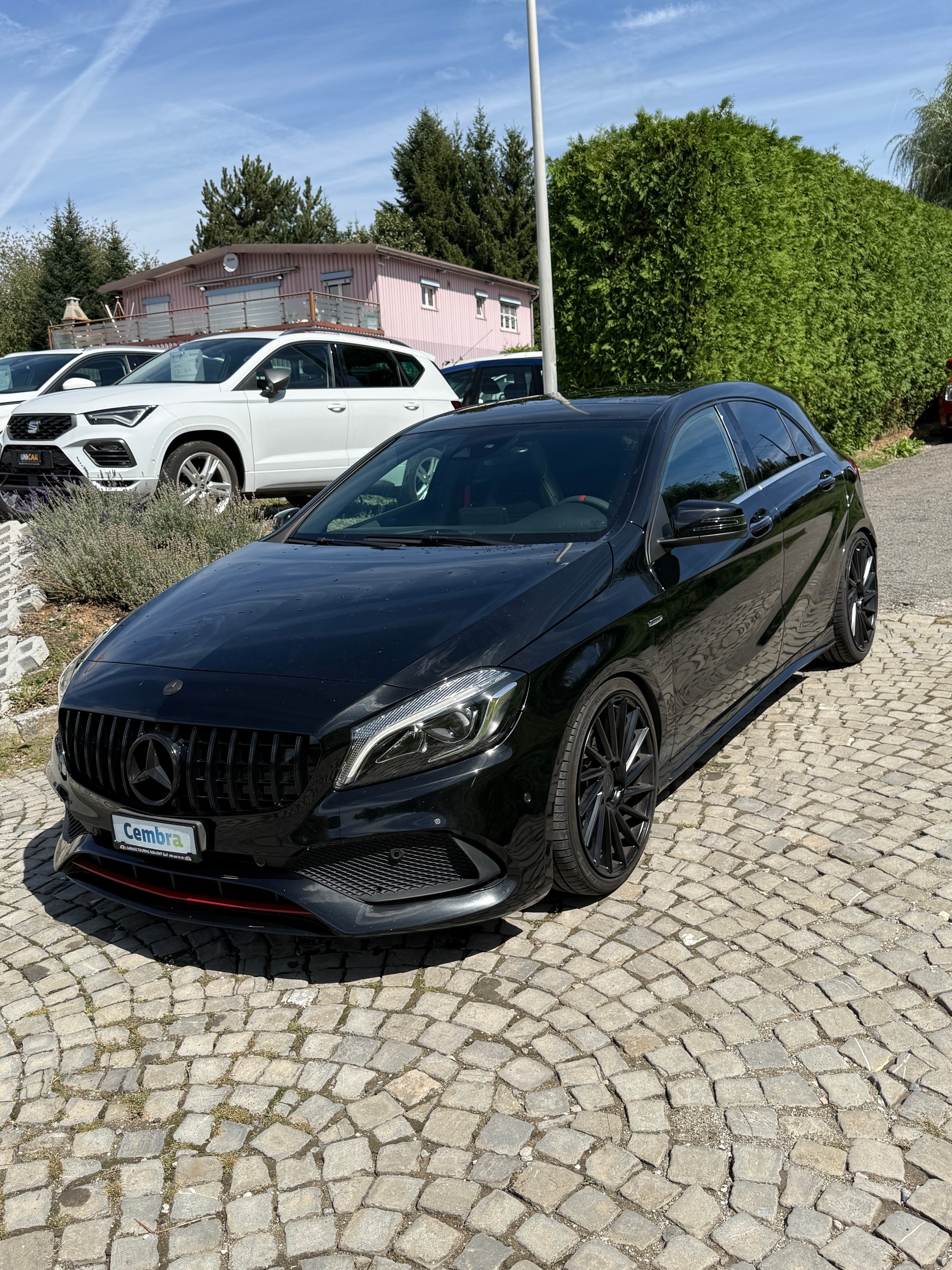 MERCEDES-BENZ A 250 Sport 4Matic 7G-DCT-image-4