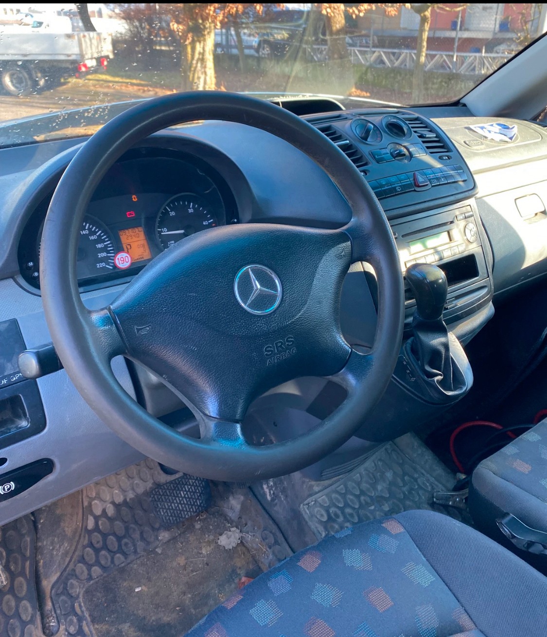 MERCEDES-BENZ Vito 111 CDI L 4x4-image-2