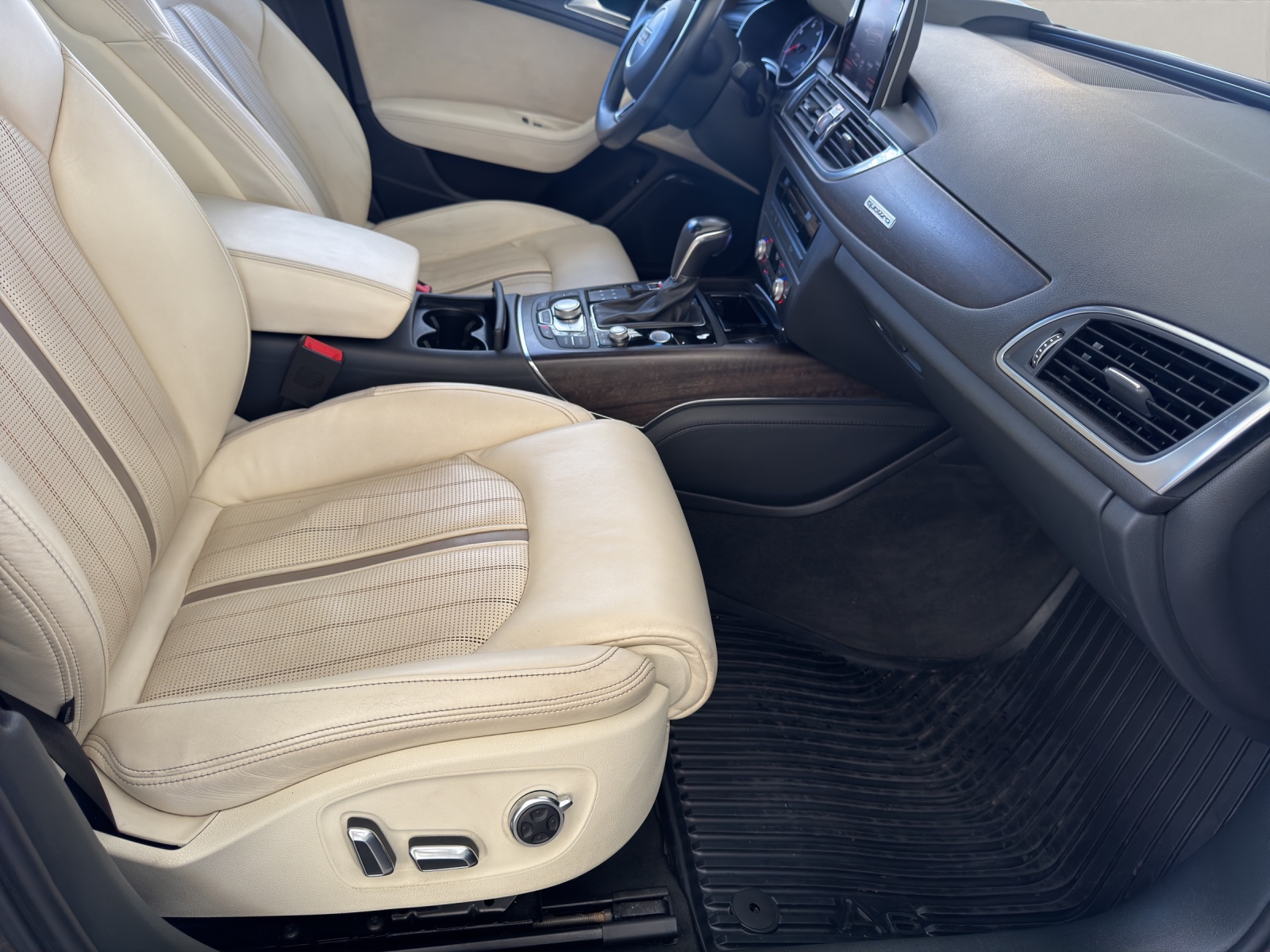 AUDI A6 Avant 3.0 V6 TDI 272PS quattro S-Tr. S-Line-image-7
