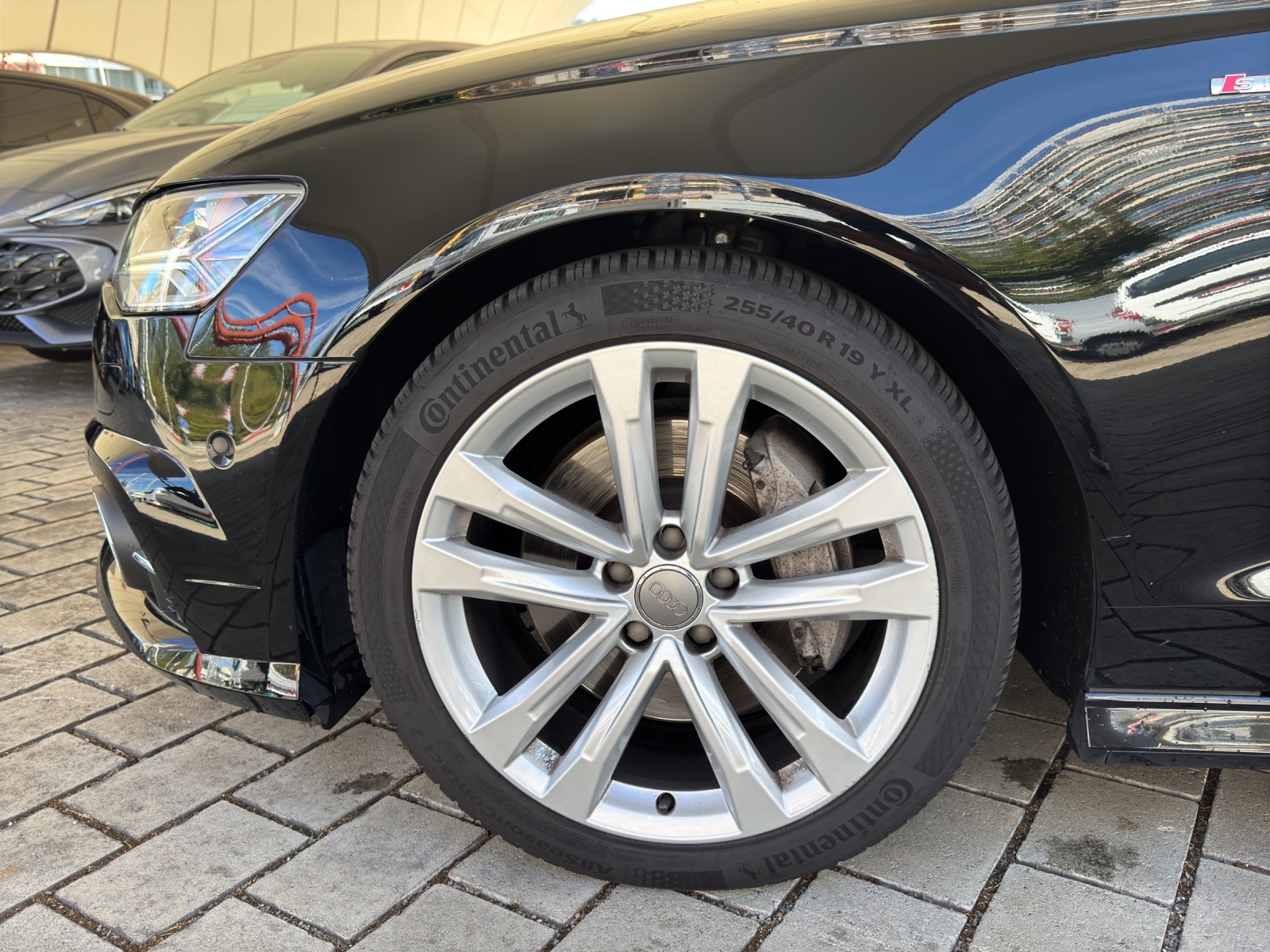 AUDI A6 Avant 3.0 V6 TDI 272PS quattro S-Tr. S-Line-image-21