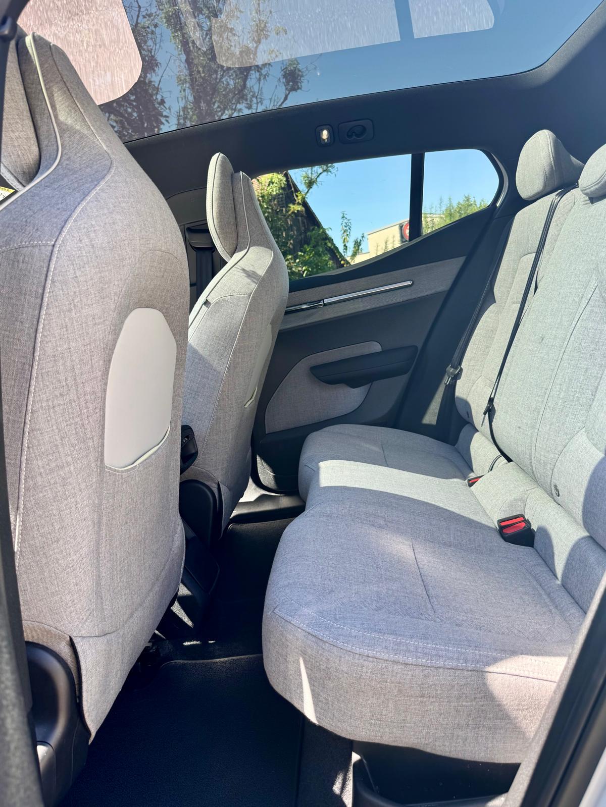 VOLVO E60 Ultra-image-8